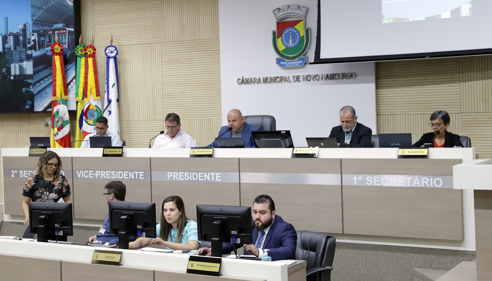 Câmara aprova primeiro projeto relacionado ao Ipasem e autoriza Executivo a contratar empréstimo de R$ 205 milhões