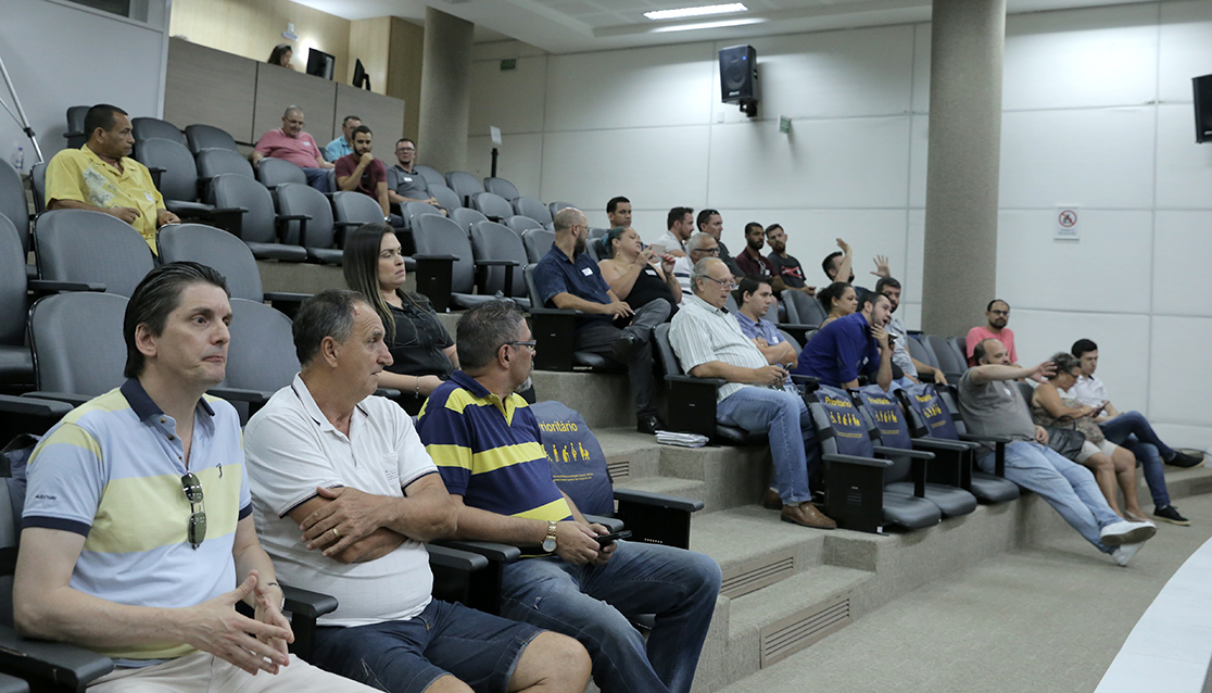 Câmara aprova regulamentação do transporte por aplicativos em Novo Hamburgo