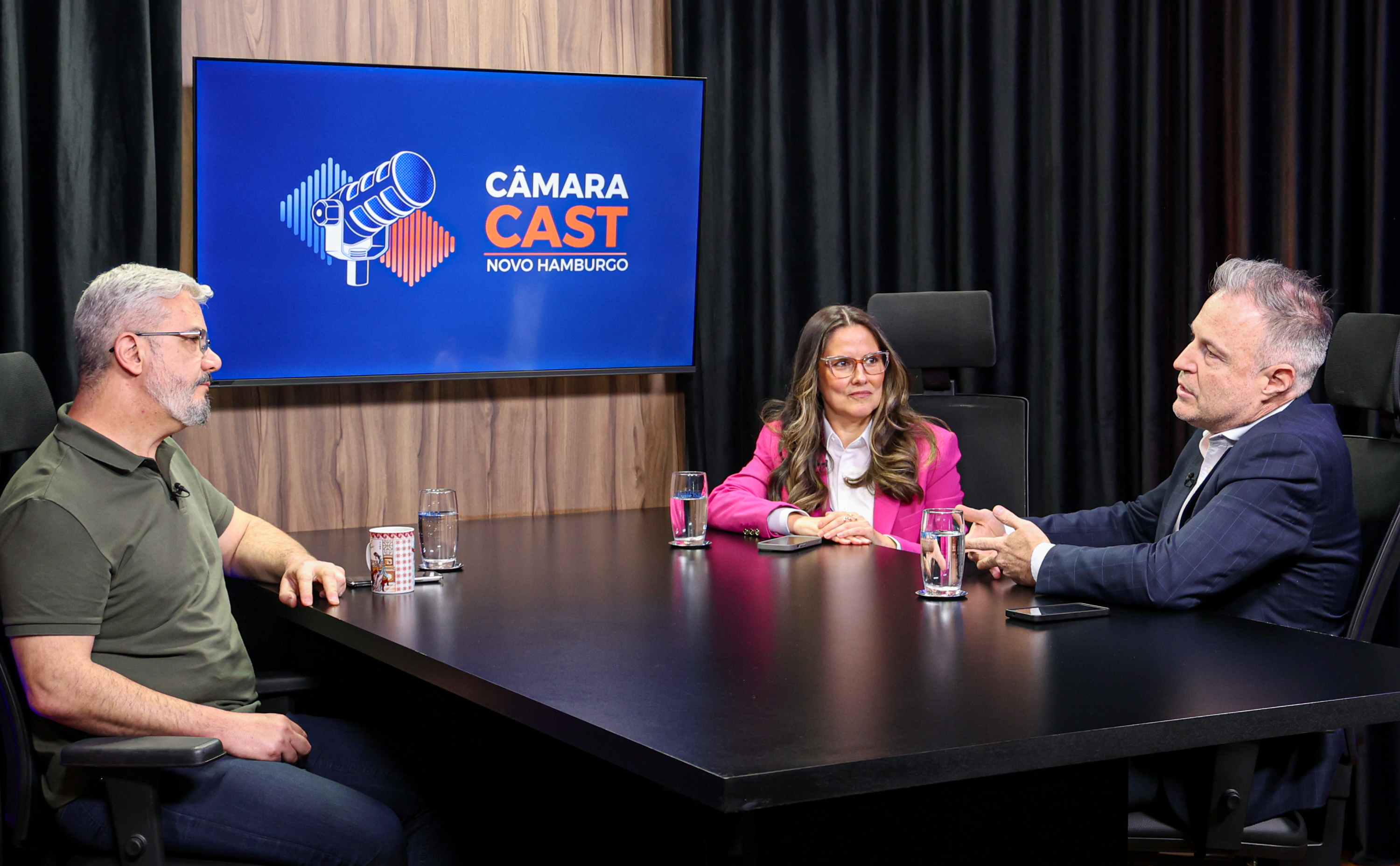 Câmara Cast debate aproximação entre estudantes de Direito e legislação municipal