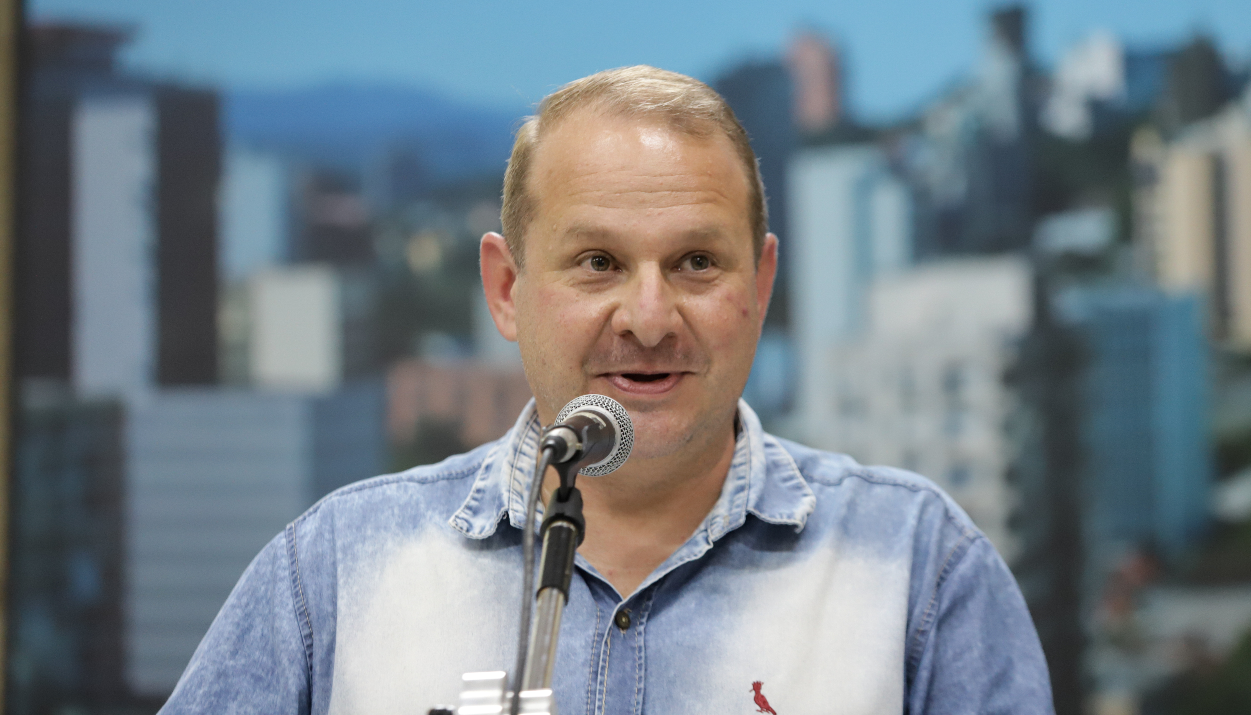 Câmara de Novo Hamburgo aprova cadastro digital para adoção de animais