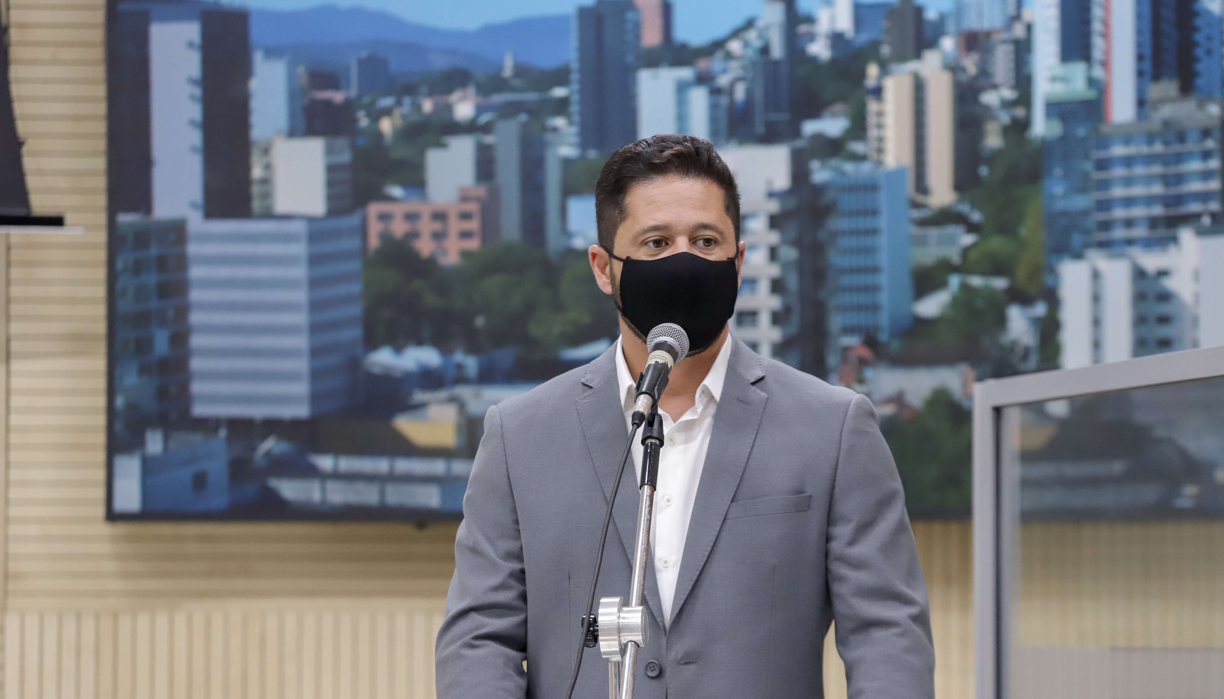 Câmara de Novo Hamburgo aprova presença de doulas em maternidades