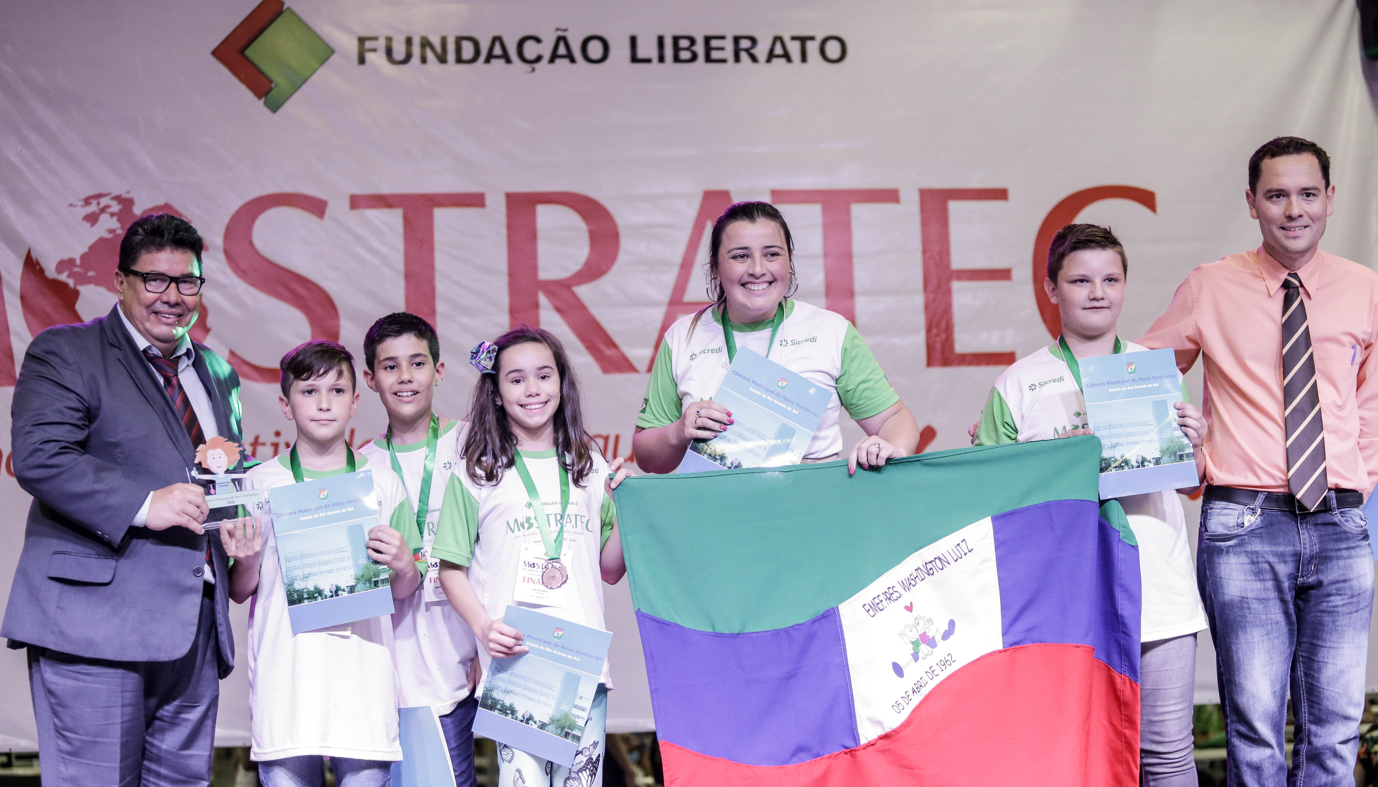 Câmara de Novo Hamburgo premia quatro projetos no encerramento da Mostratec Júnior