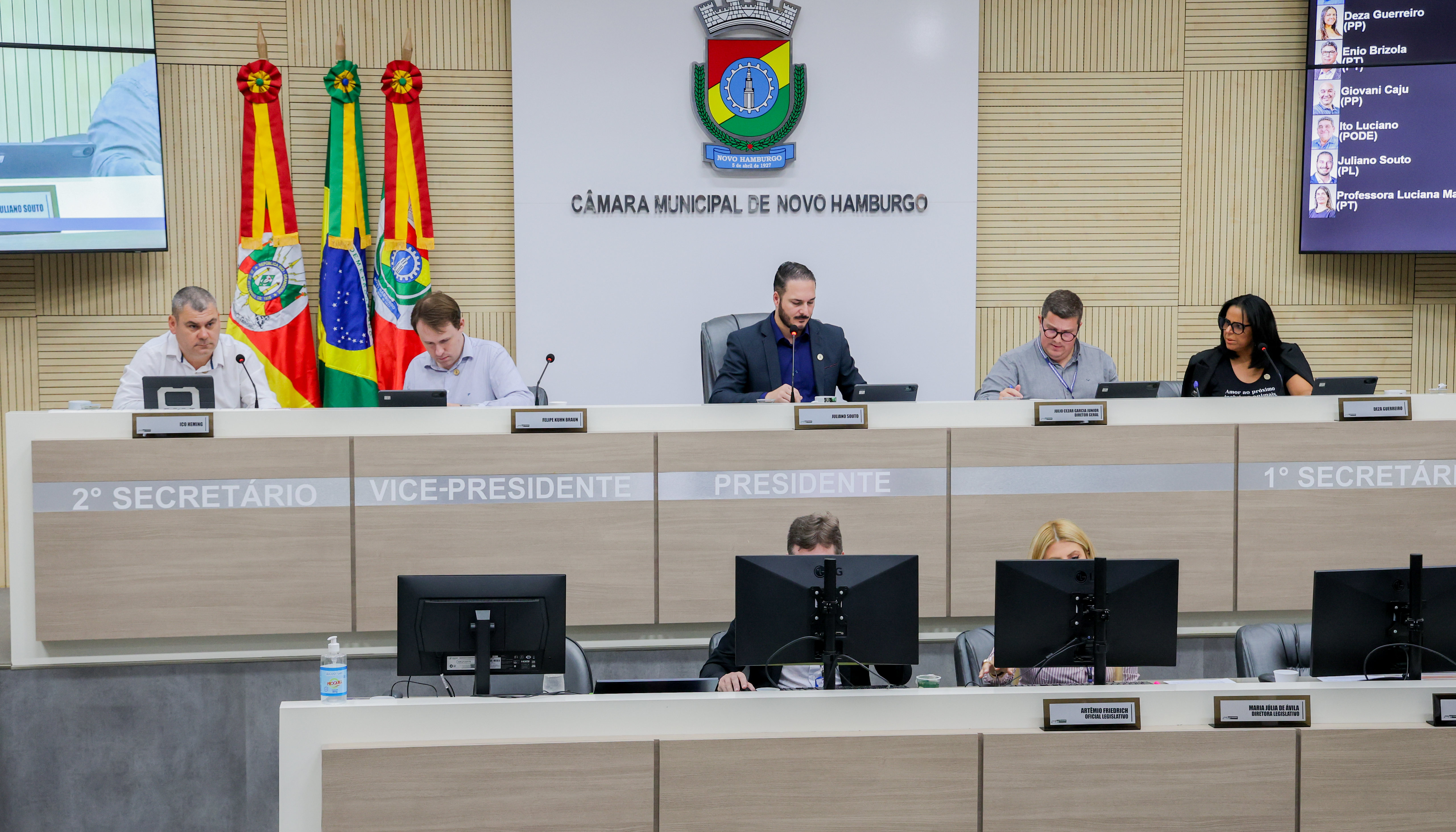 Câmara de Novo Hamburgo realiza primeira sessão plenária de 2026