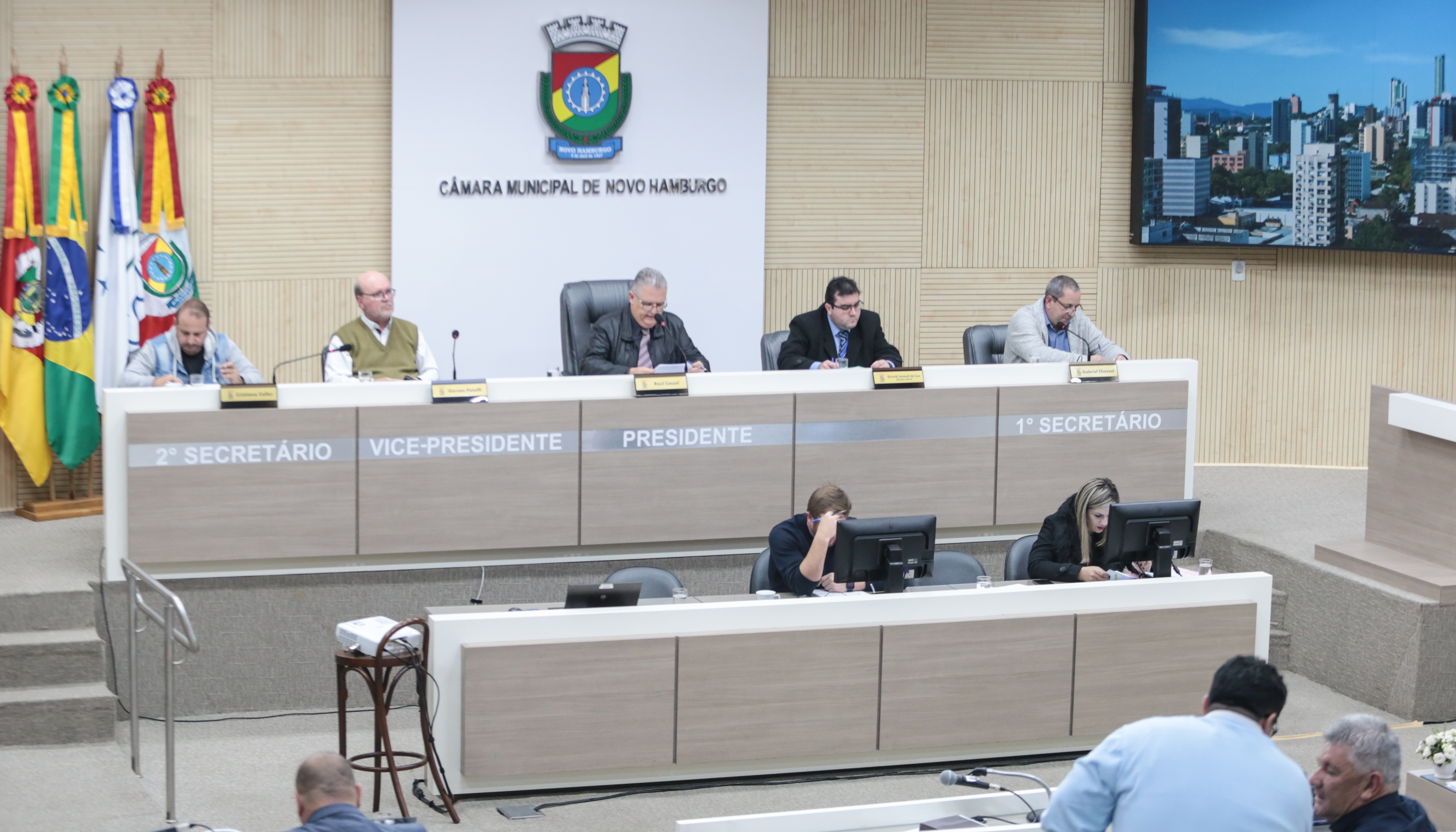 Câmara desaprova contas de 2016 do ex-prefeito Luis Lauermann