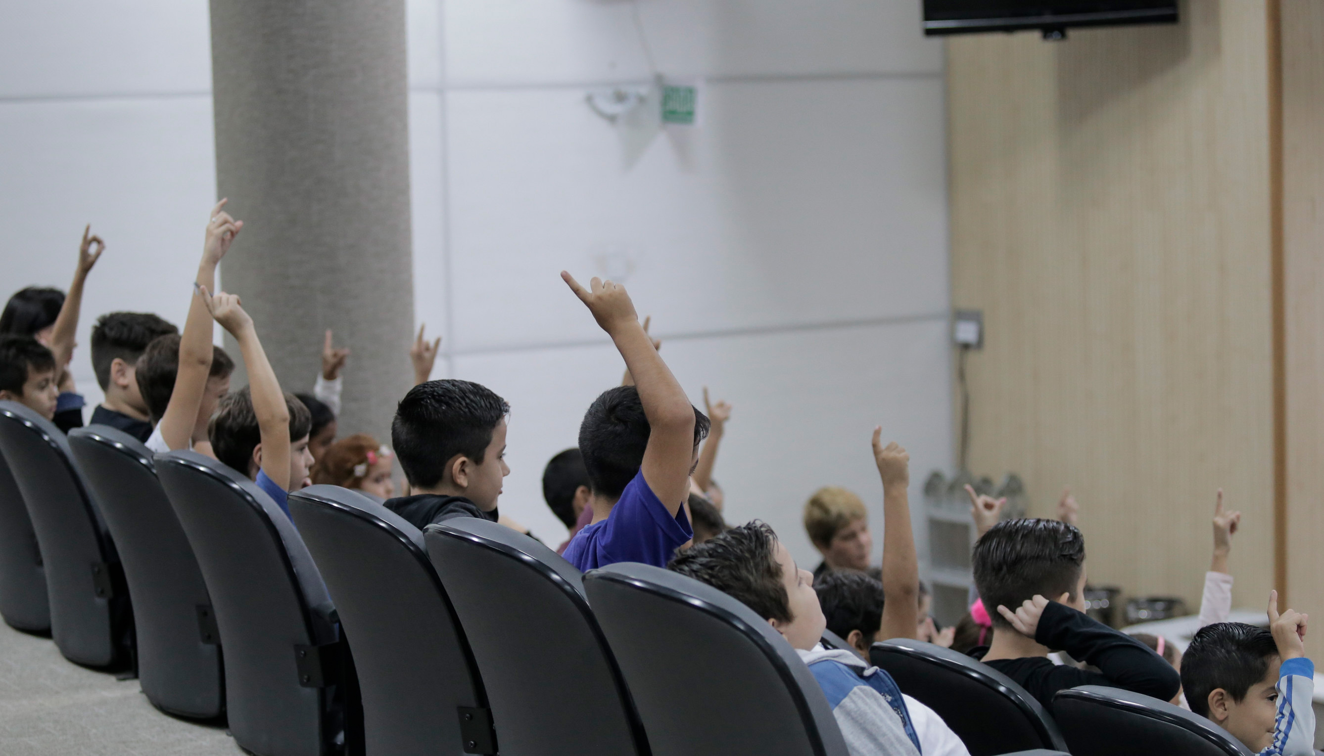 Câmara e TRE-RS realizam ação educacional para estudantes de Novo Hamburgo