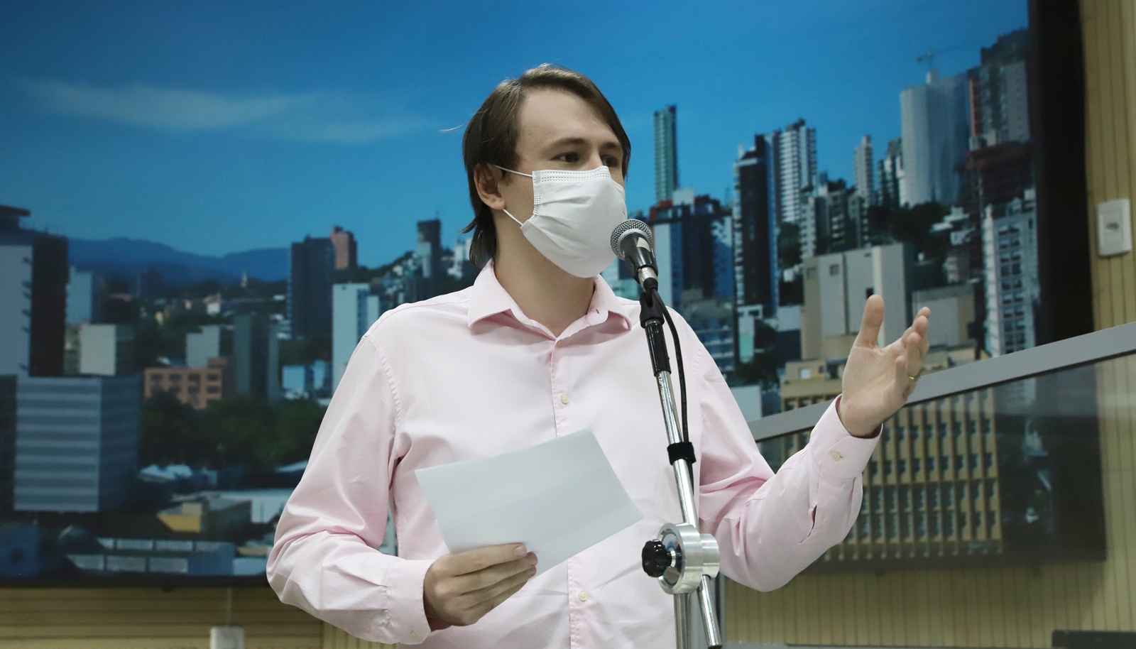 Câmara homenageia 35 anos da ParaNóia Produções