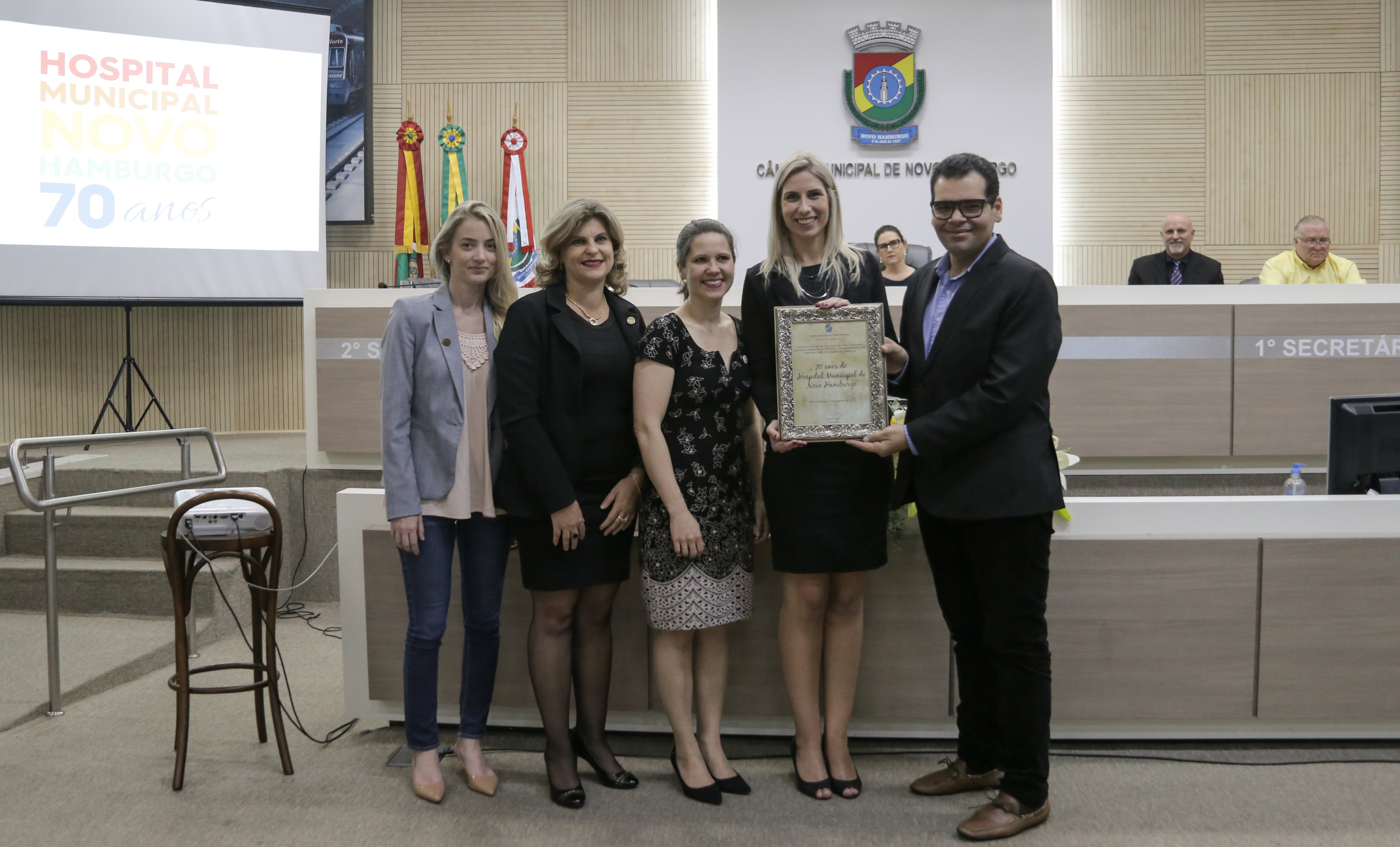 Câmara homenageia aniversário de 70 anos do Hospital Municipal