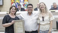 Câmara homenageia os 50 anos da EMEF Boa Saúde