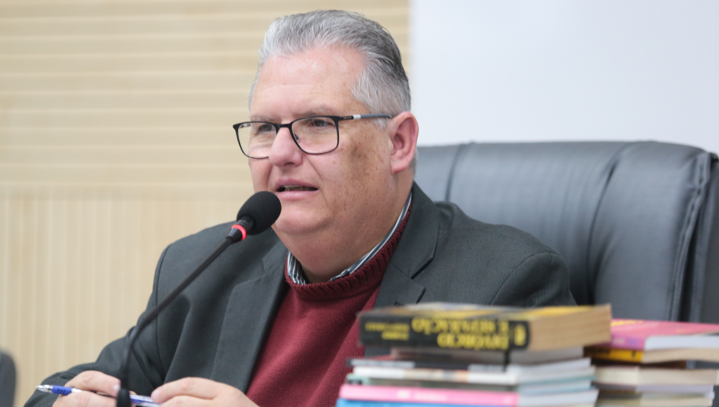 Câmara inicia campanha de arrecadação de obras literárias para a Biblioteca Municipal