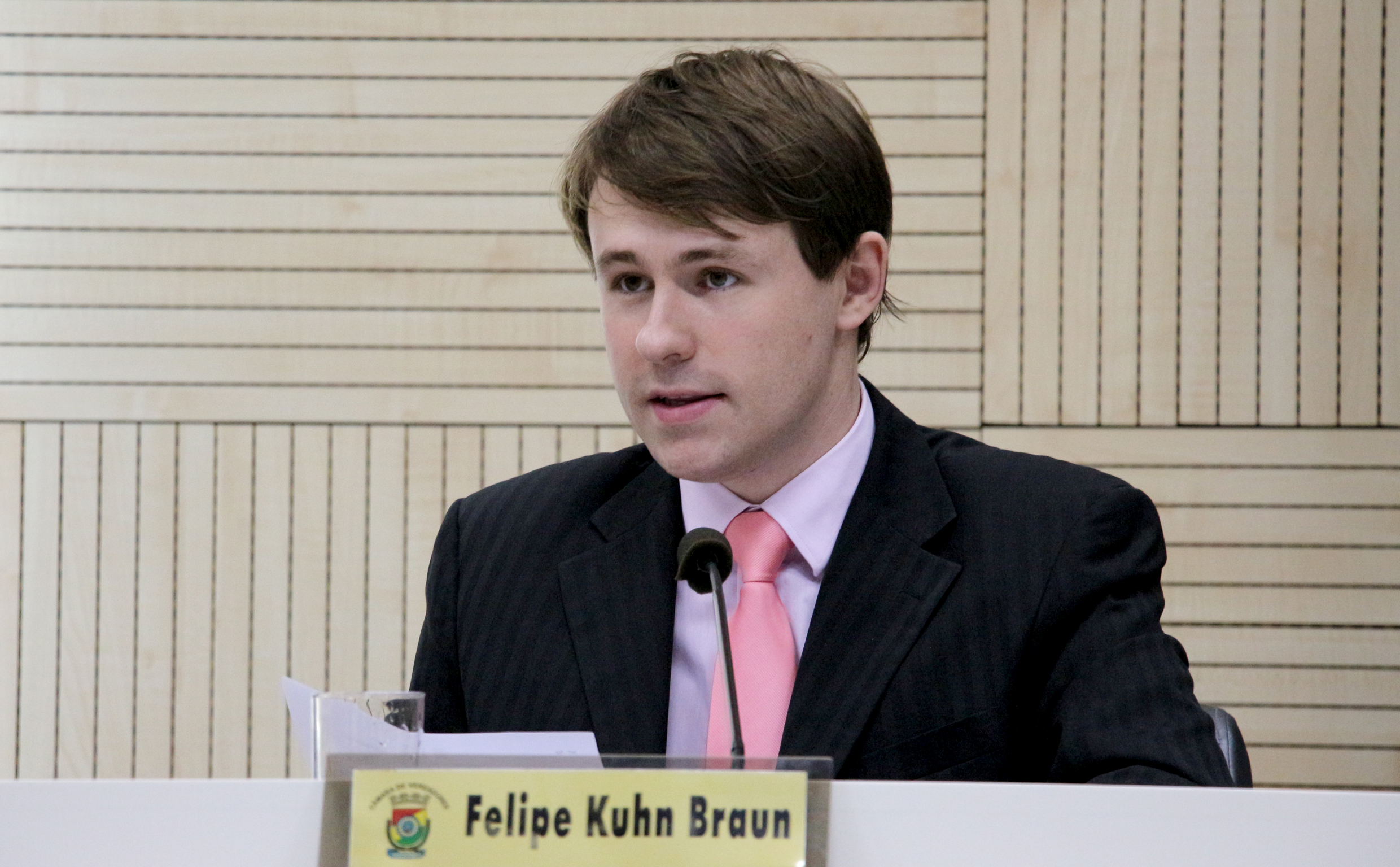 Câmara manifesta apelo pelo pagamento integral de salários aos servidores estaduais