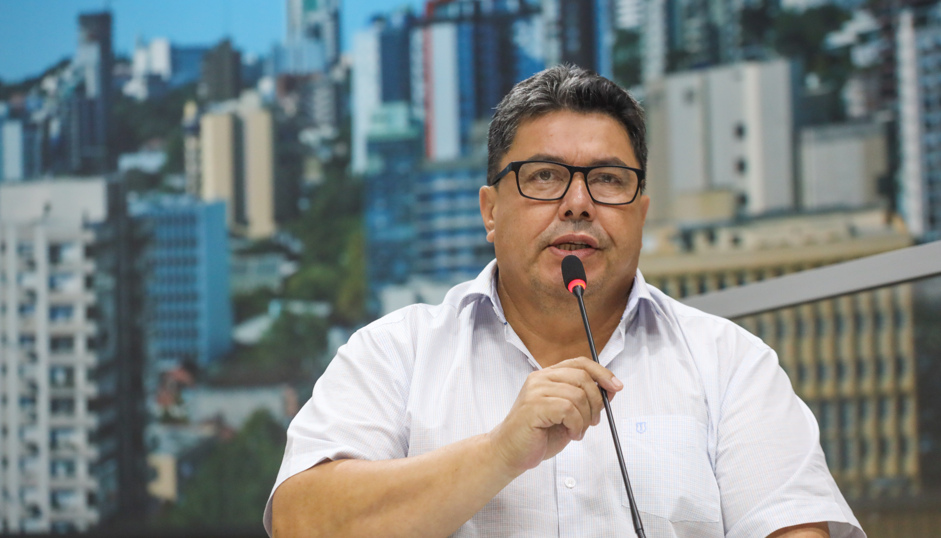 Câmara manifesta repúdio aos ataques às sedes dos três poderes em Brasília