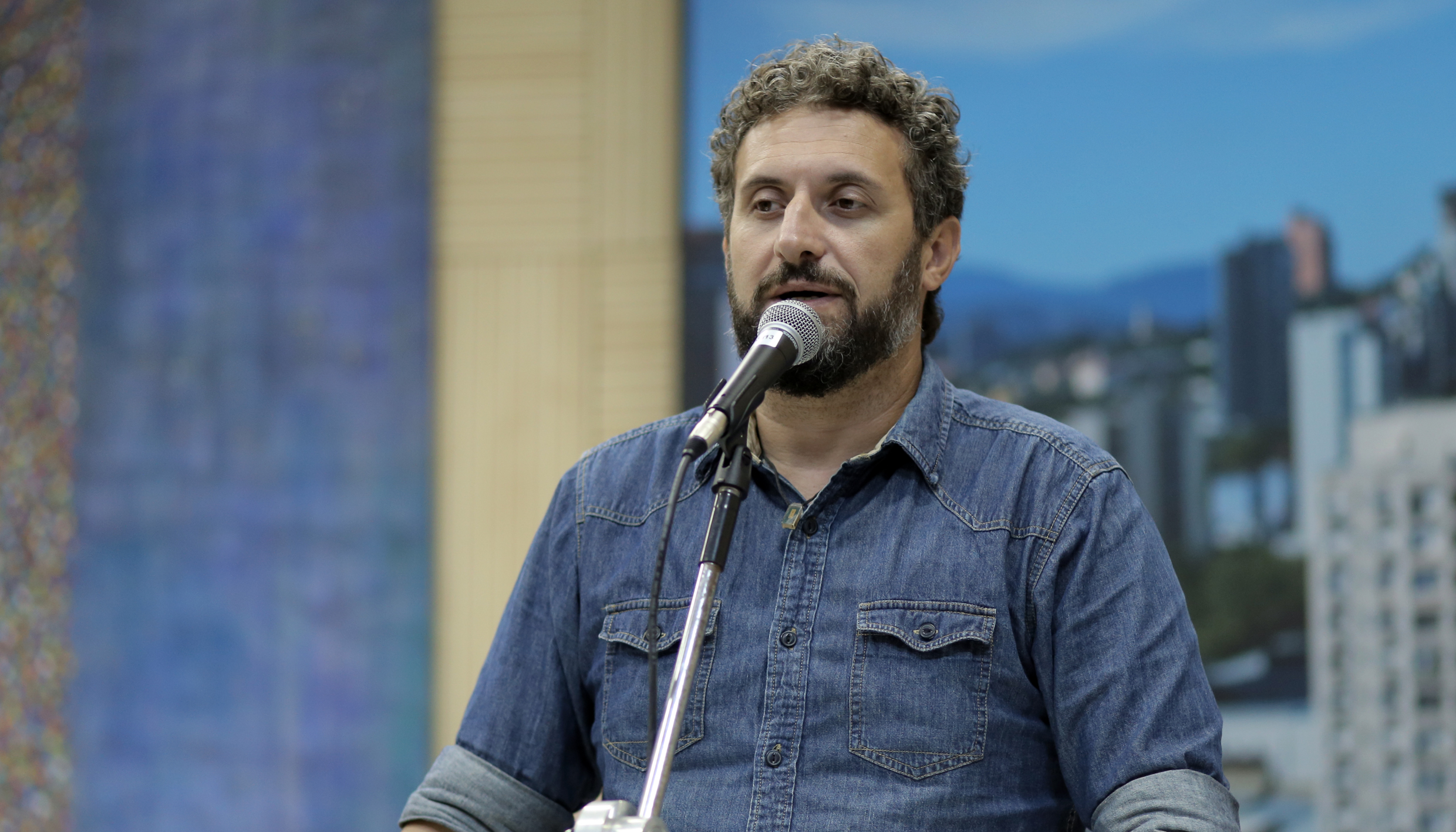 Câmara pede agilidade na tramitação de projeto de lei federal que obriga vigilância em escolas públicas