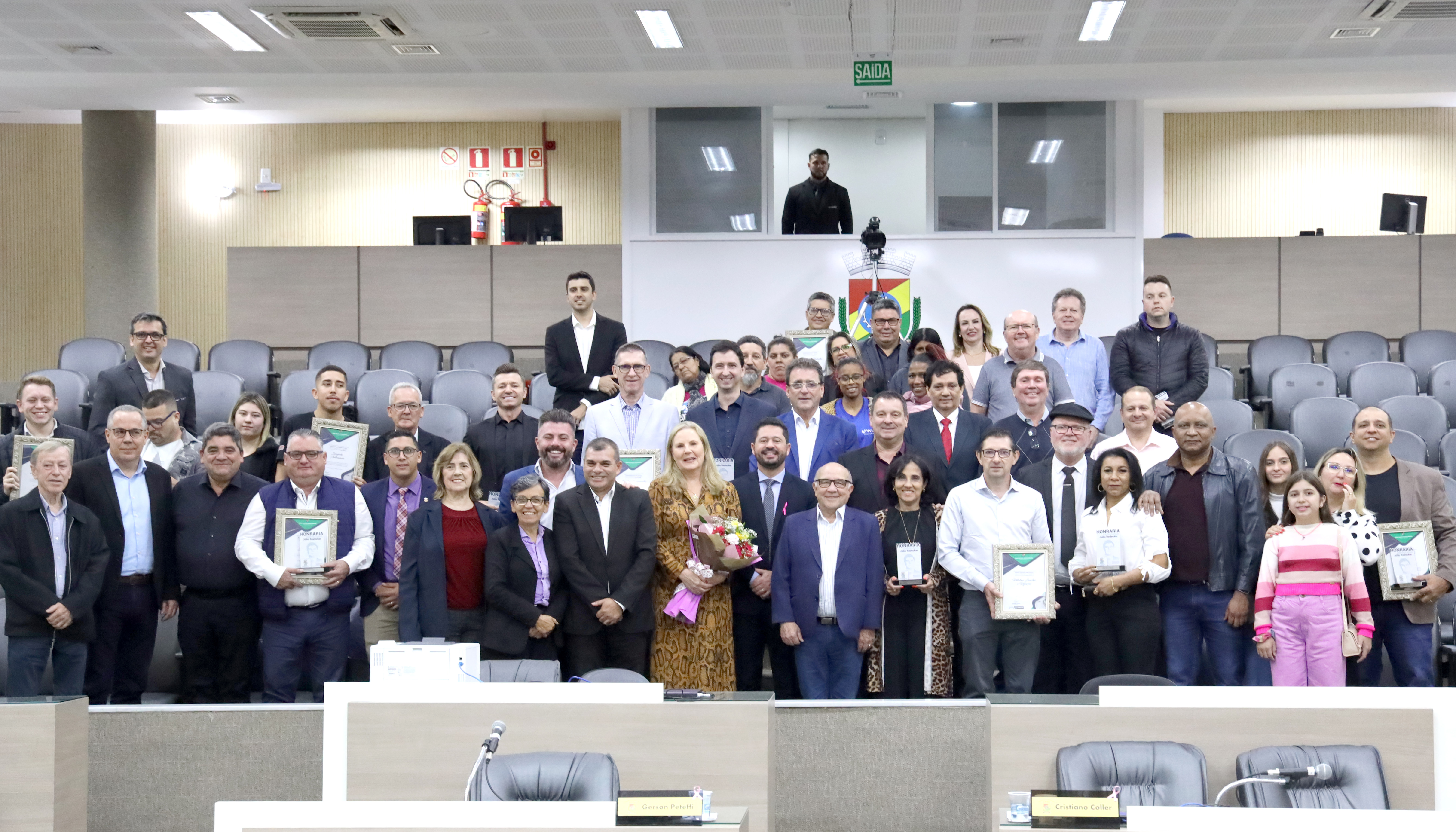 Câmara premia 13 empresas em nova edição da Honraria Júlio Redecker