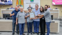 Câmara presta homenagem ao cinquentenário da Ferragem Pareci