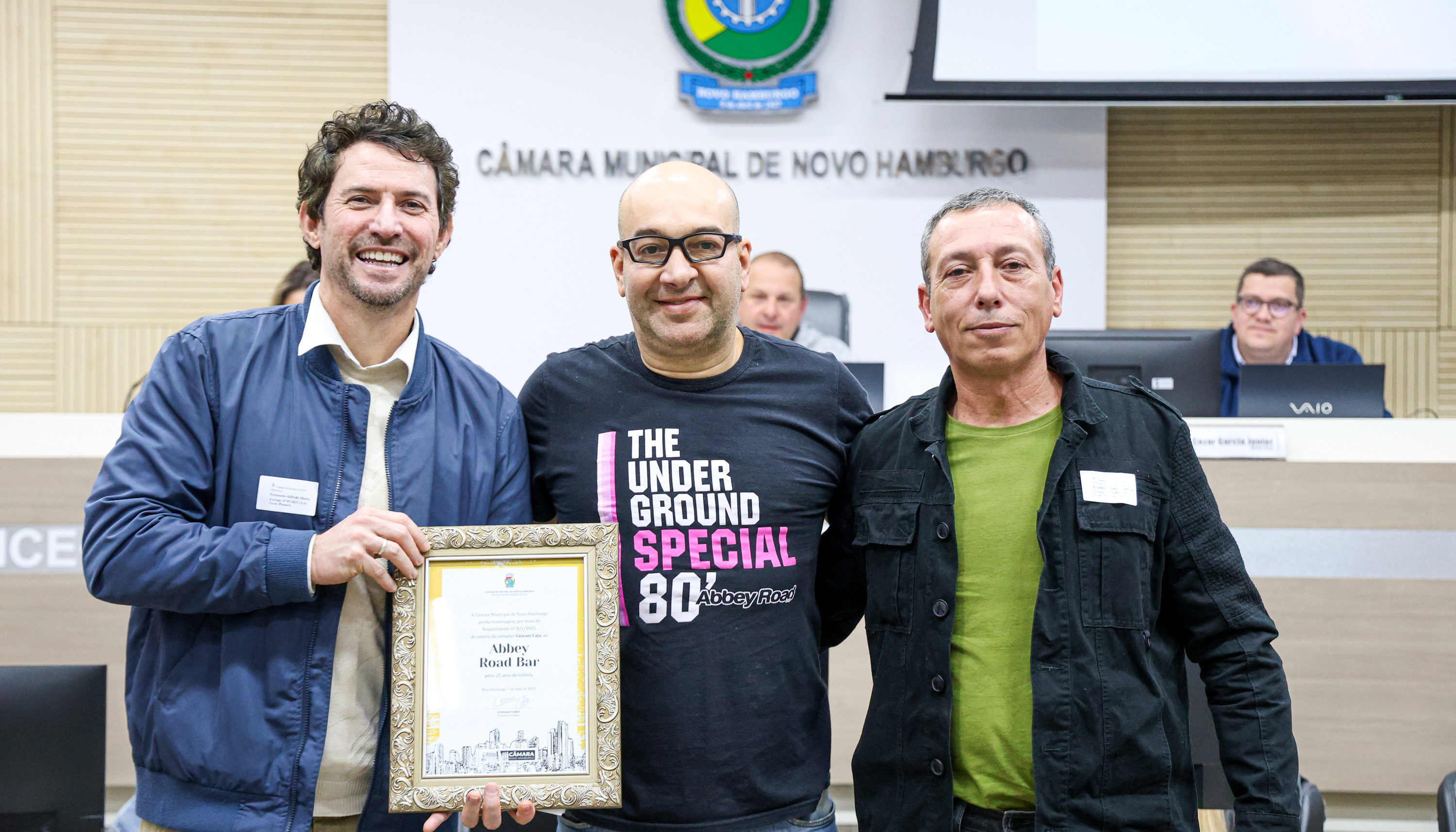 Câmara presta homenagem aos 25 anos do Abbey Road