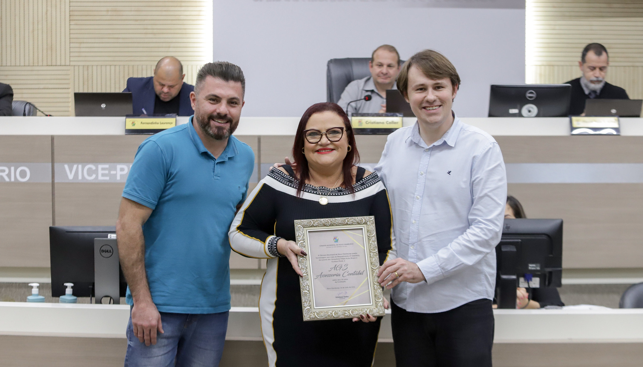 Câmara presta homenagem aos 30 anos da AGS Assessoria