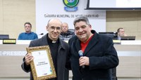 Câmara presta homenagem aos 40 anos da Paróquia Santo Antônio