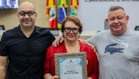 Câmara presta homenagem aos 60 anos do Açougue e Bar do Mandão