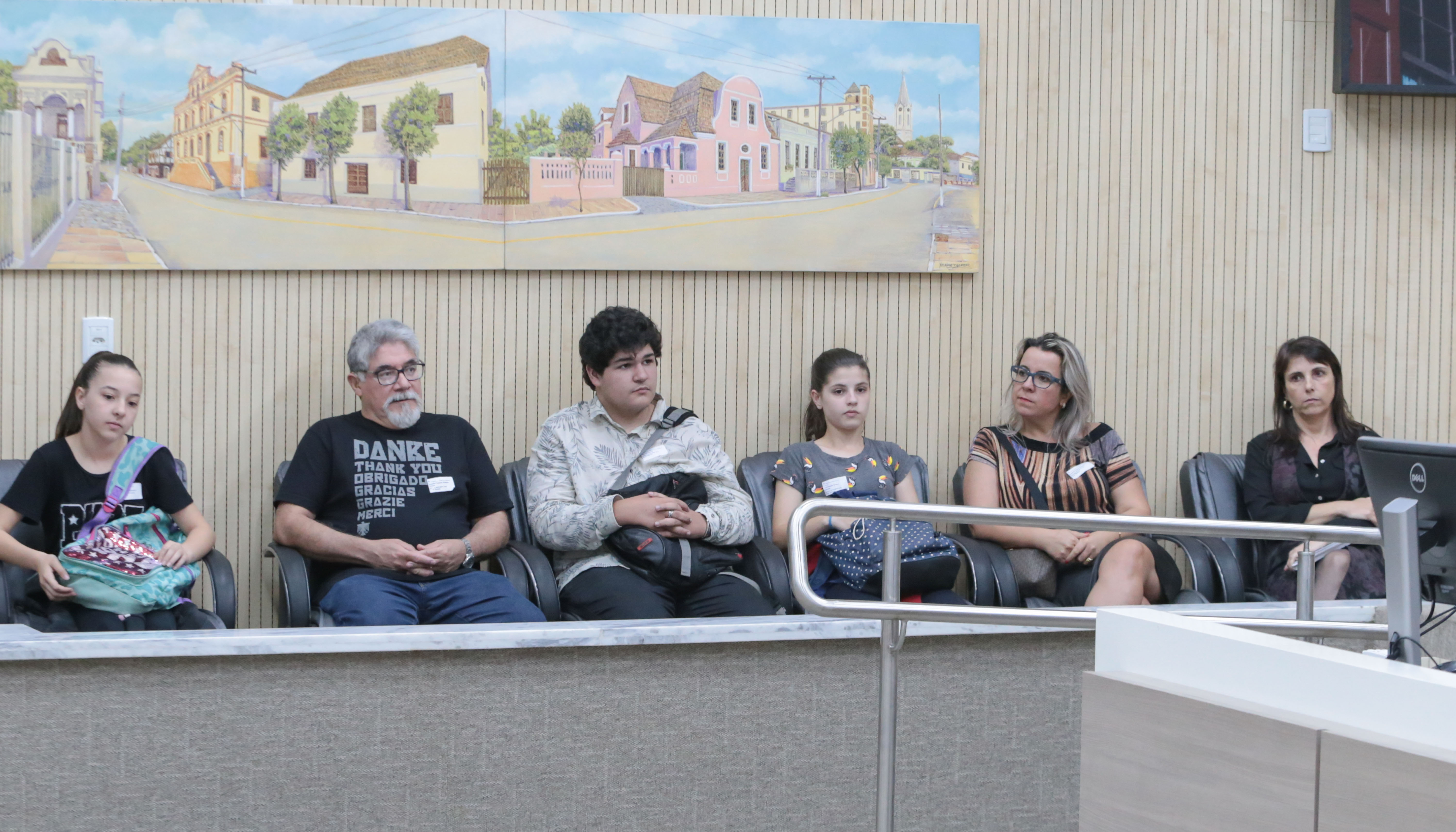 Câmara protocola proposições elaboradas pelos vereadores mirins