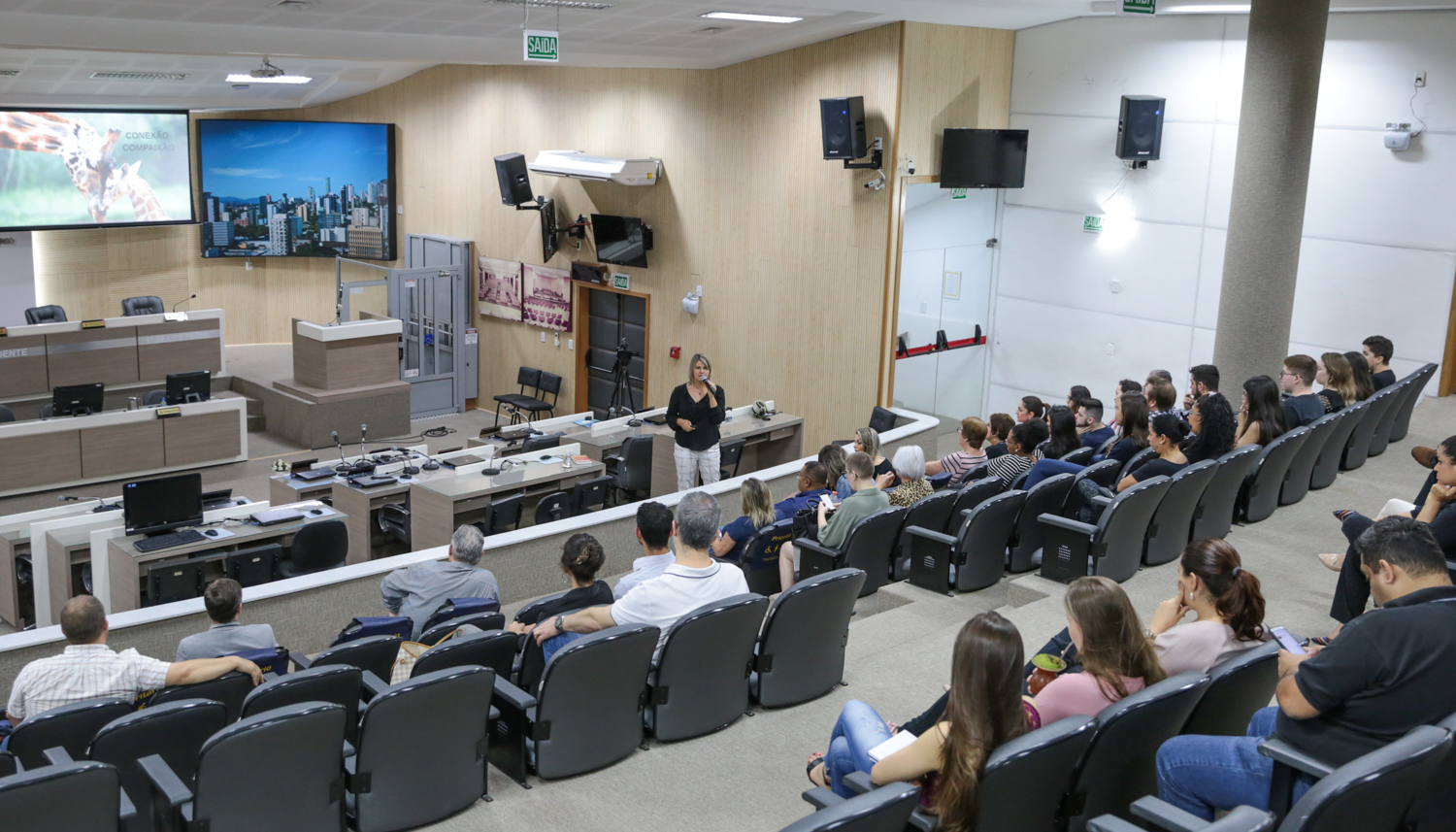 Câmara realiza palestra sobre comunicação não violenta nesta sexta