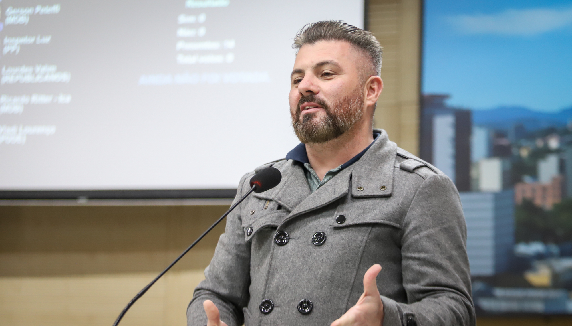 Câmara reforça contrariedade a proposta de incentivo financeiro à adoção de animais