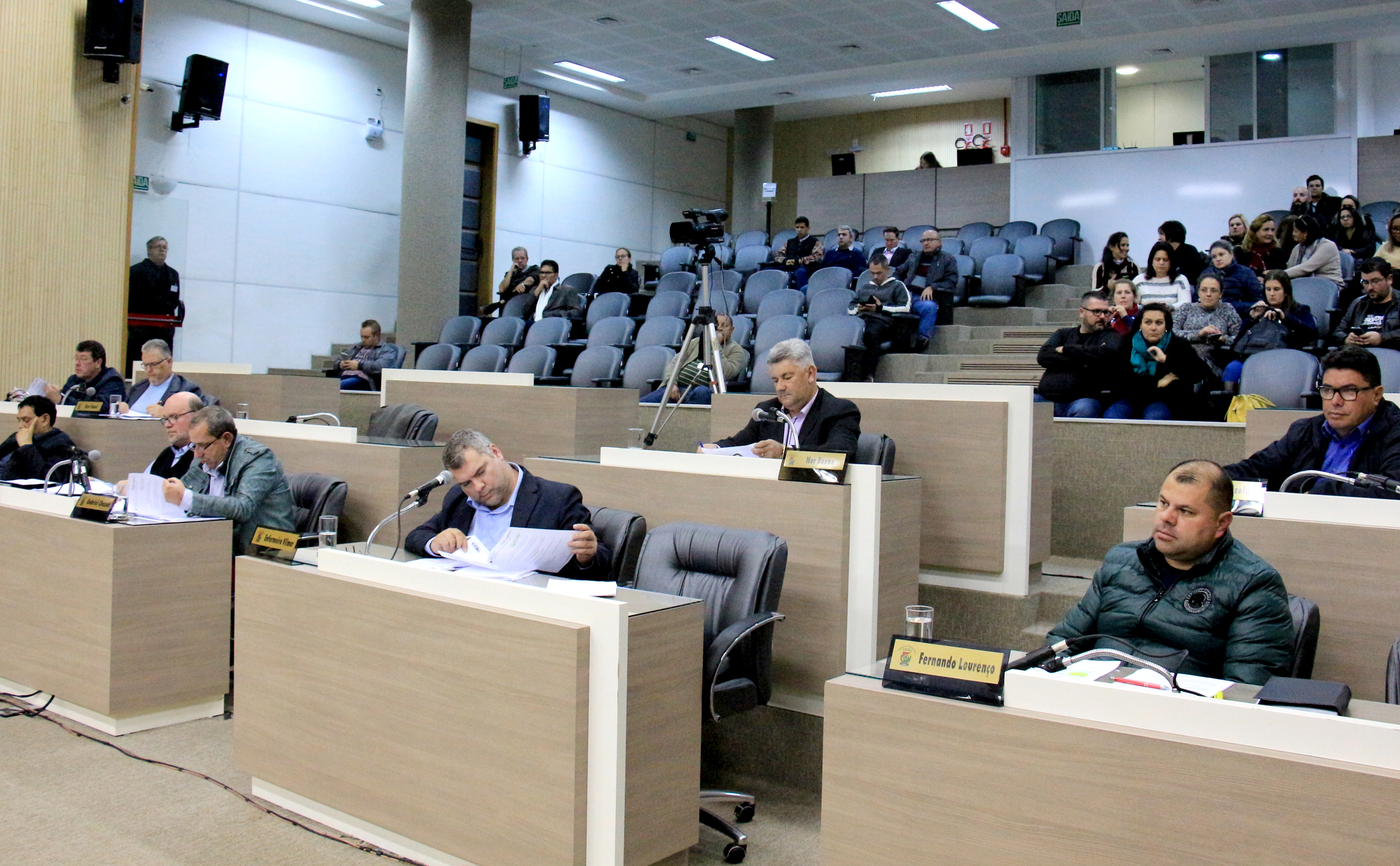 Câmara rejeita reajuste de subsídios de prefeito, vice-prefeito, secretários e vereadores