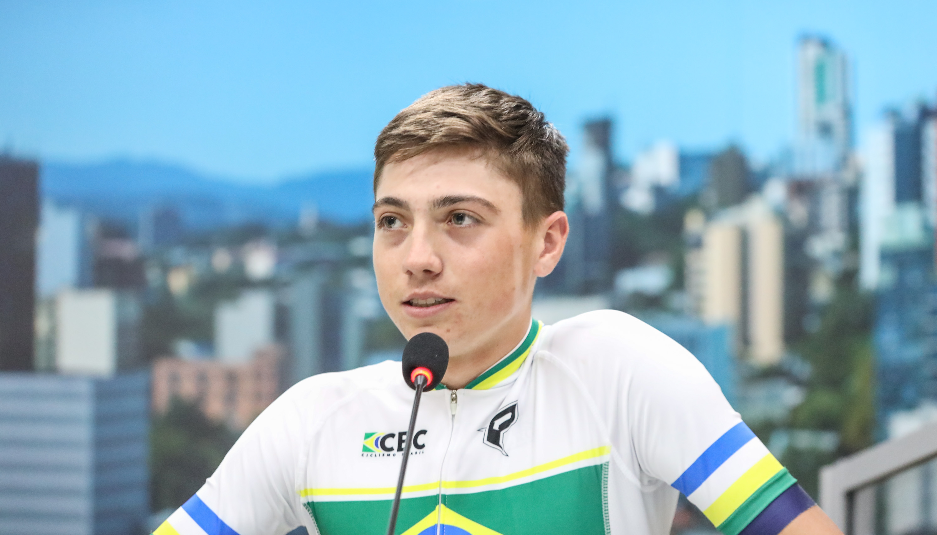 Ciclista hamburguense vai representar o Brasil em Portugal