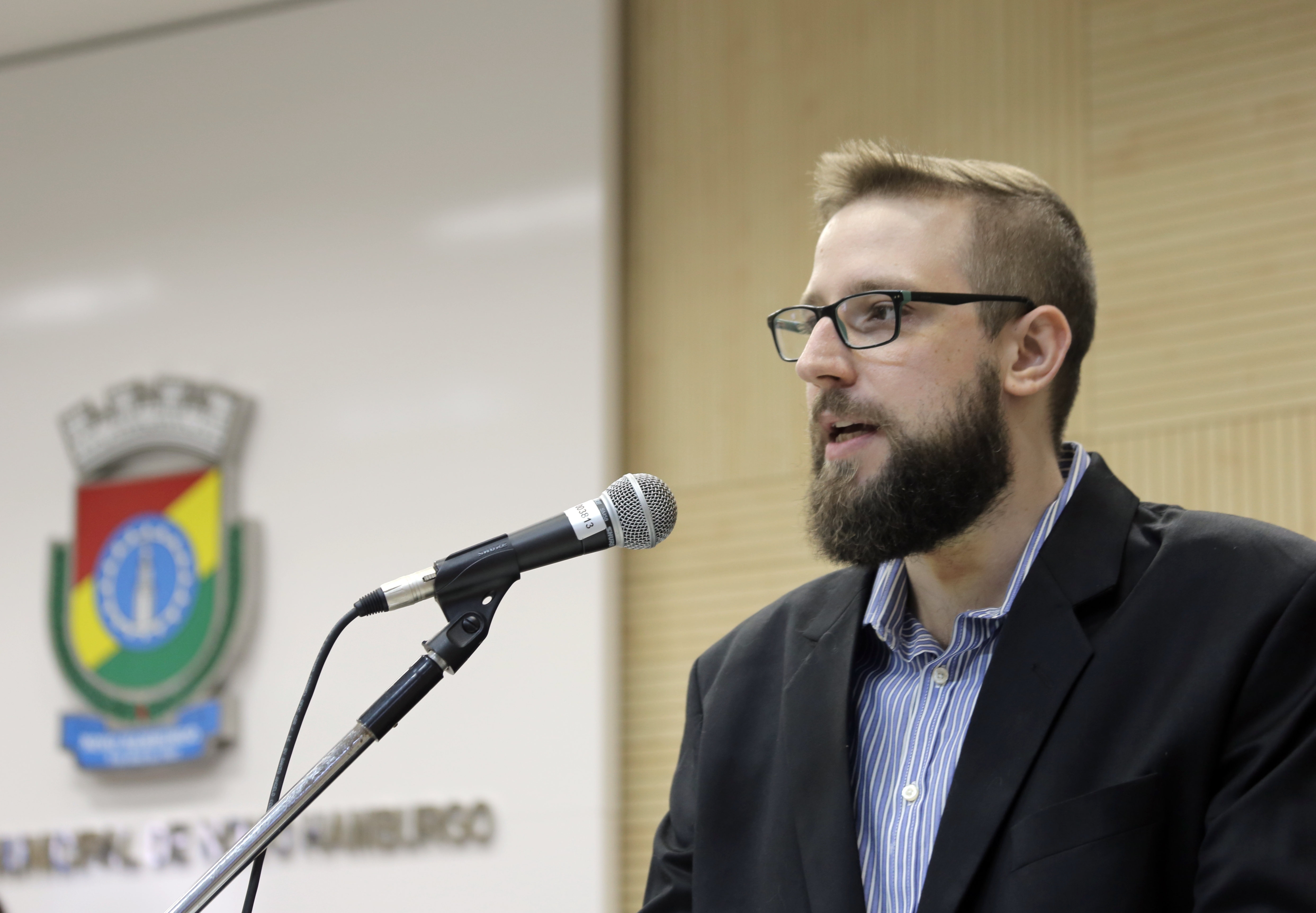 Cidadão questiona democracia representativa