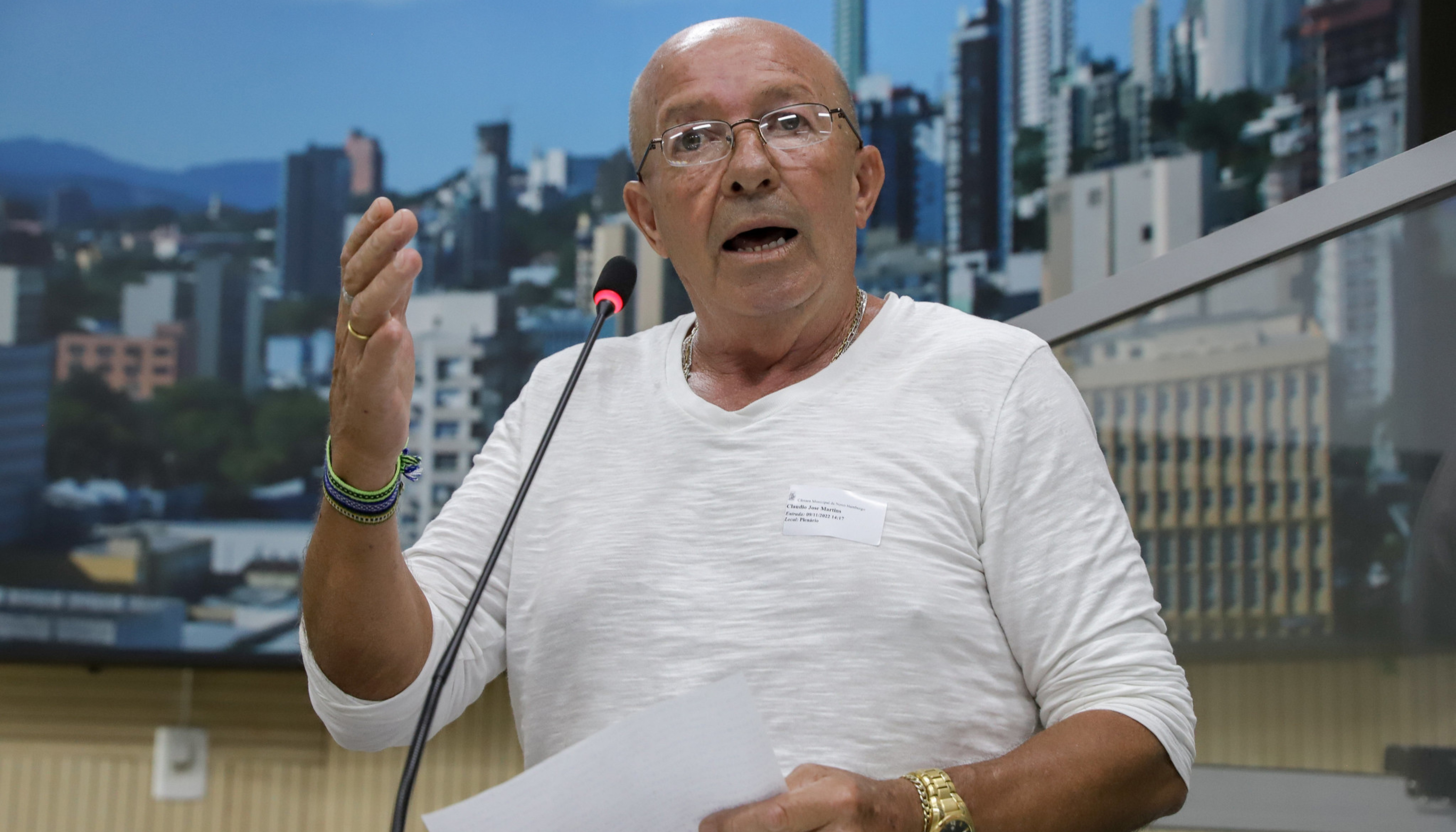 Cidadão volta a questionar tempo de espera para realização de exames