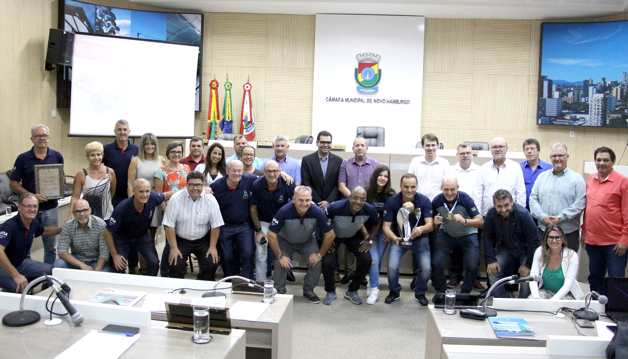 Clube G40 de futebol master é homenageado pela Câmara