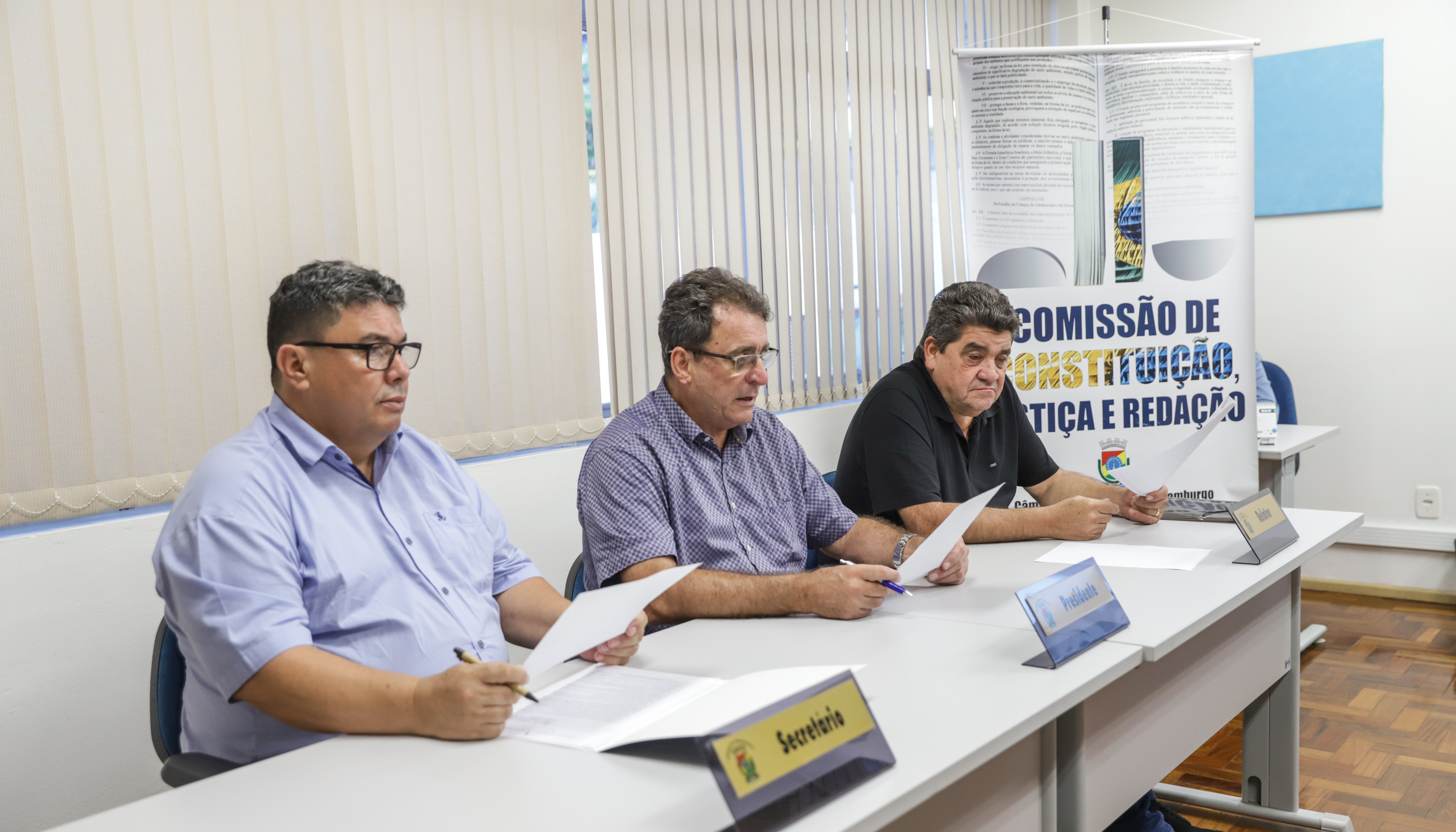 Cojur aponta inconstitucionalidade e arquiva projeto que regrava pedidos de empréstimo