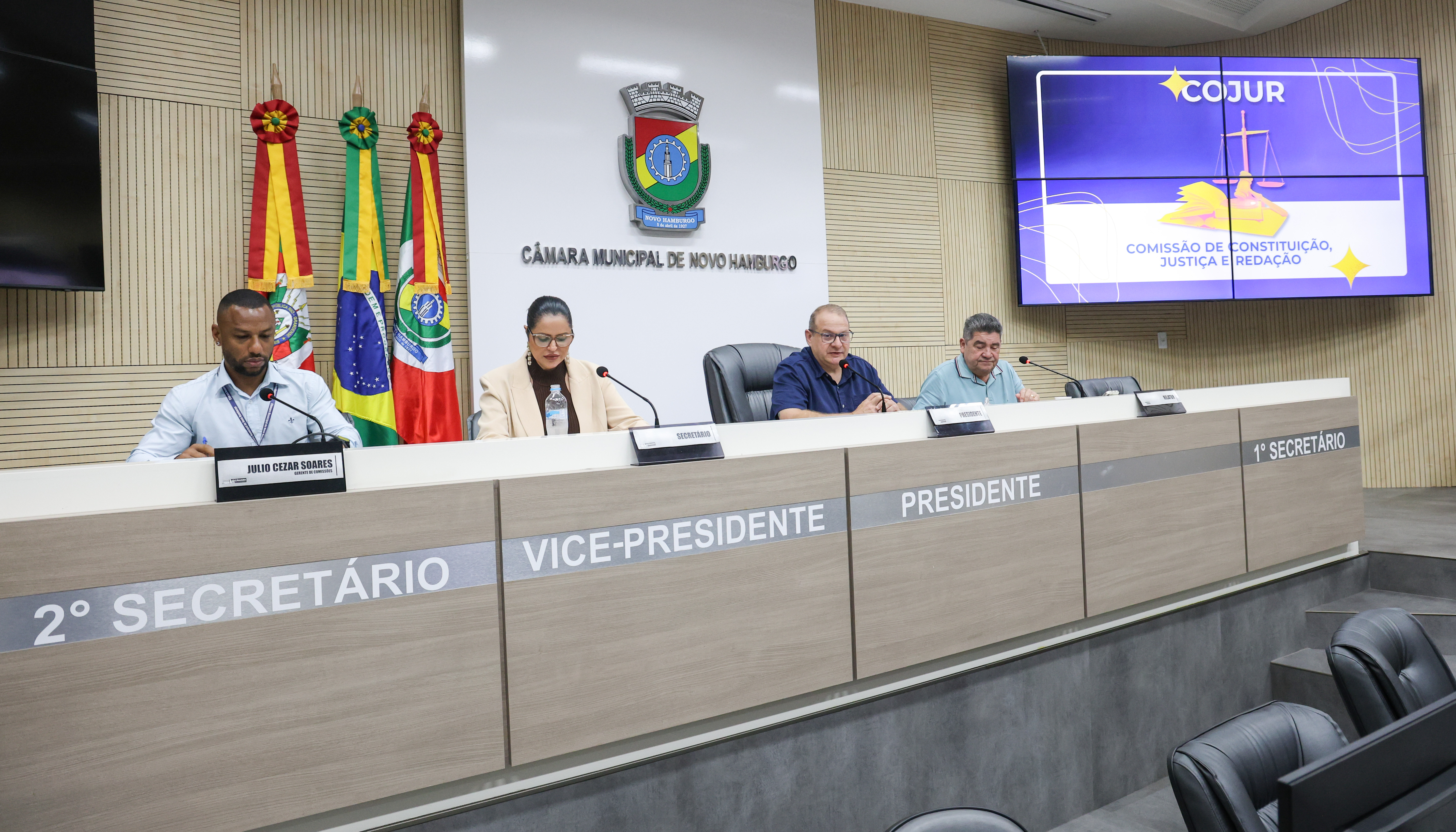 Cojur aprova dois projetos e devolve outros seis aos autores para ajustes