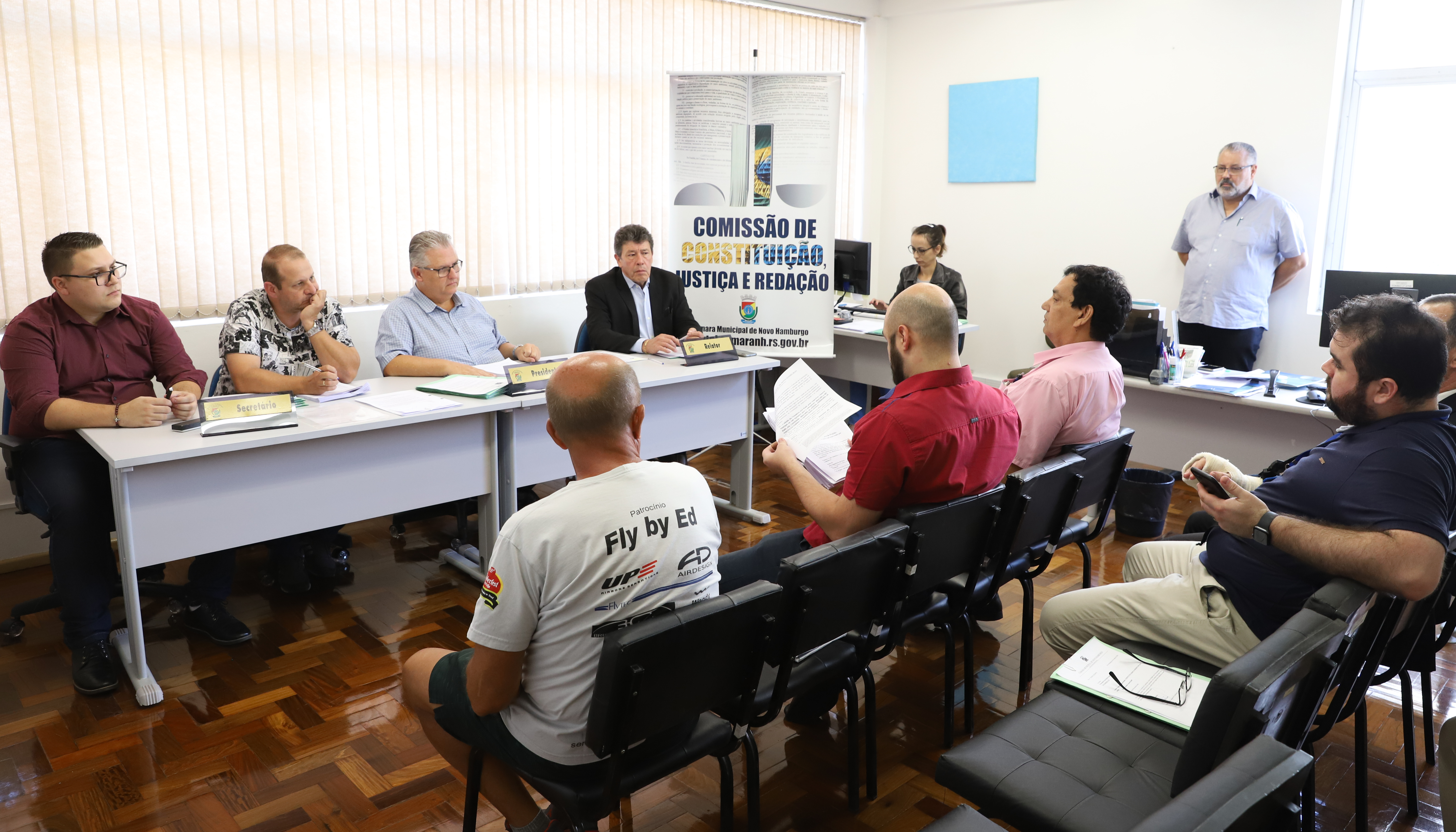 Cojur aprova projeto que consolida legislação sobre feriados em Novo Hamburgo