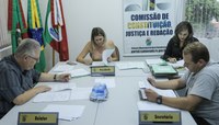 Cojur pede vista a projeto que institui política de prevenção e combate ao machismo