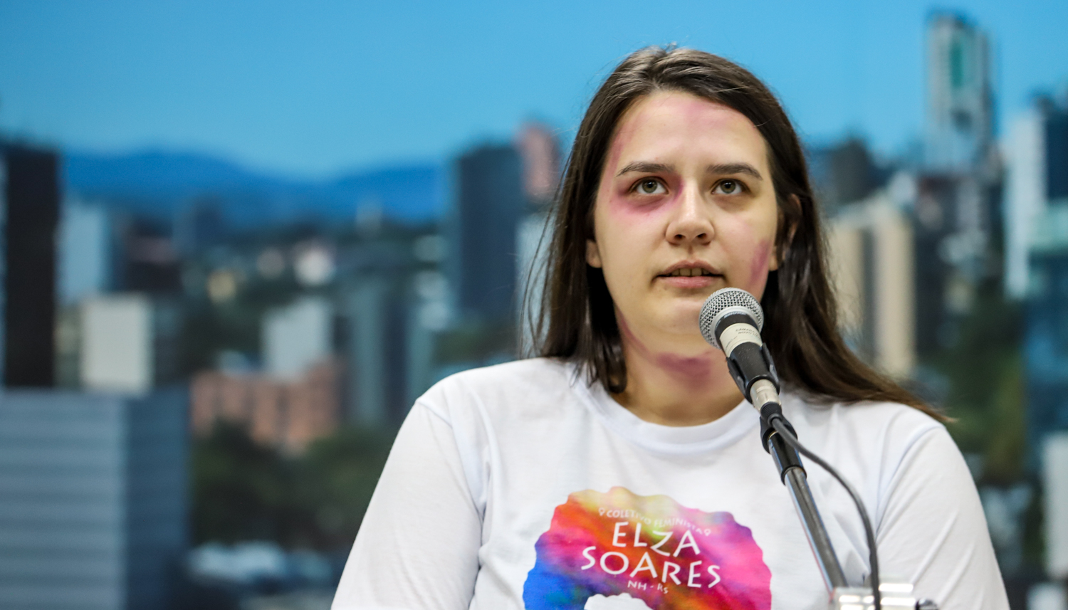 Coletivos destacam desigualdades entre gêneros e  combate à violência contra a mulher