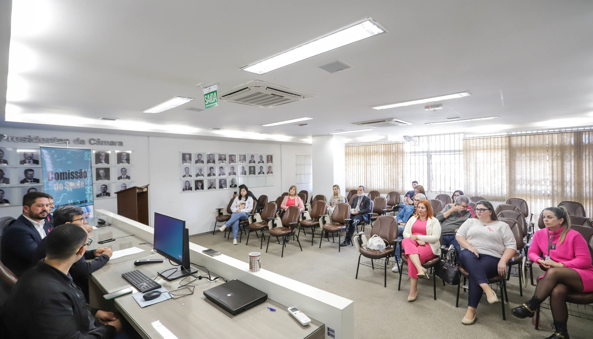Comissão de Saúde debate planejamento familiar no Outubro Rosa