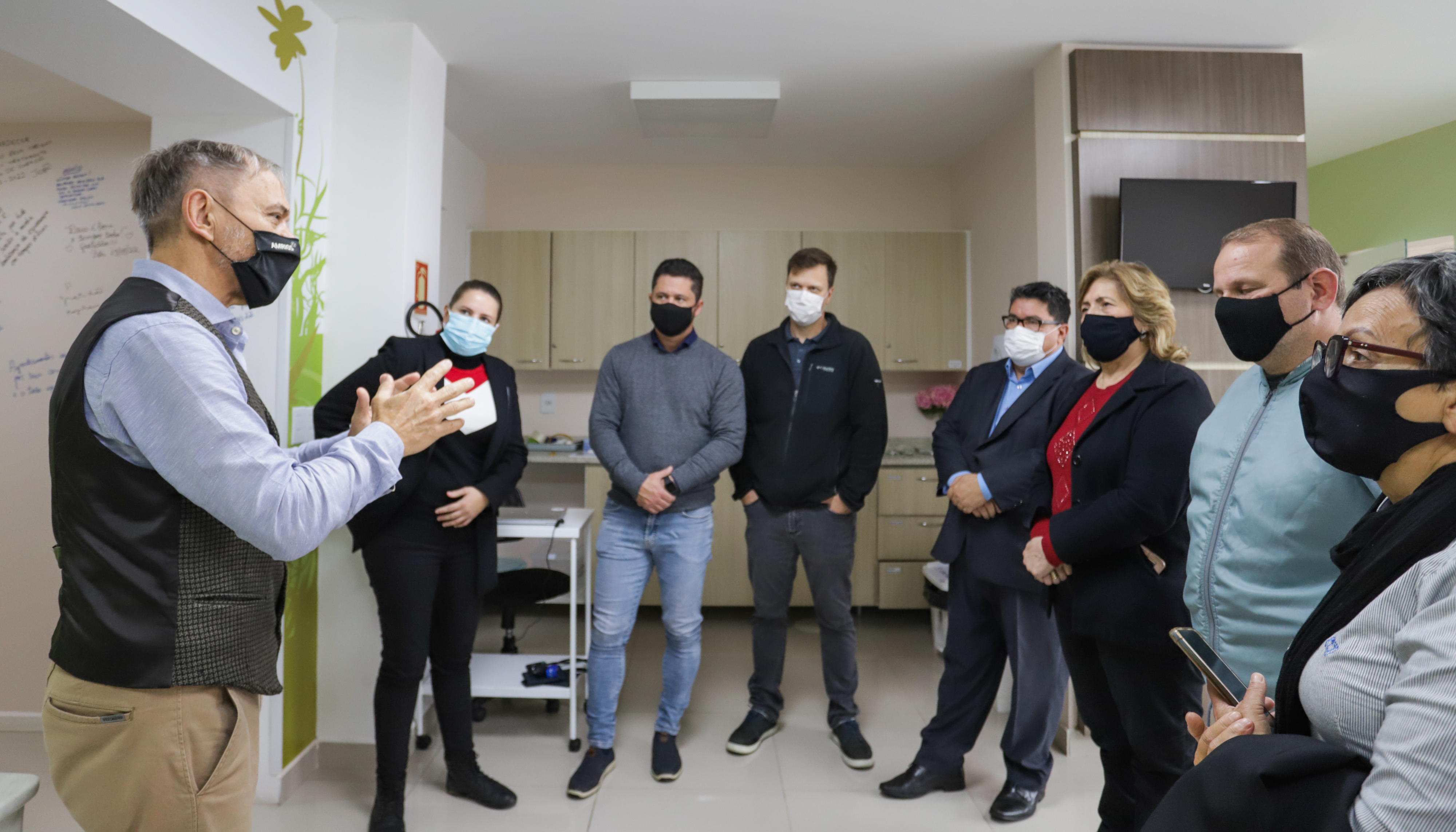 Comissão Especial da Oncologia constata instalações adequadas em Taquara e agenda reunião com a Secretaria Estadual da Saúde