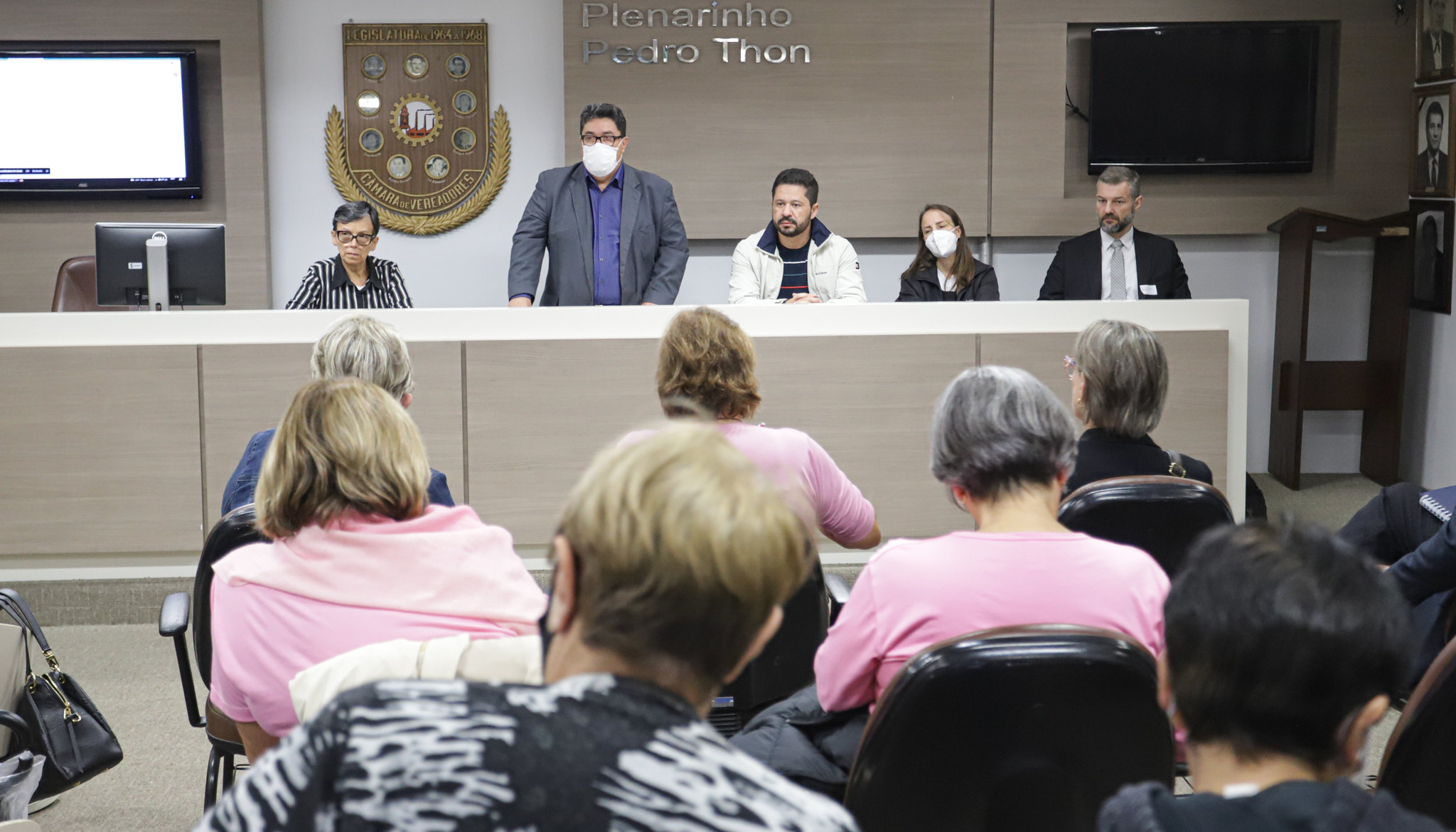 Comissão especial ouve Hospital Regina e planeja envolver o parlamento estadual na luta pela retomada do atendimento oncológico