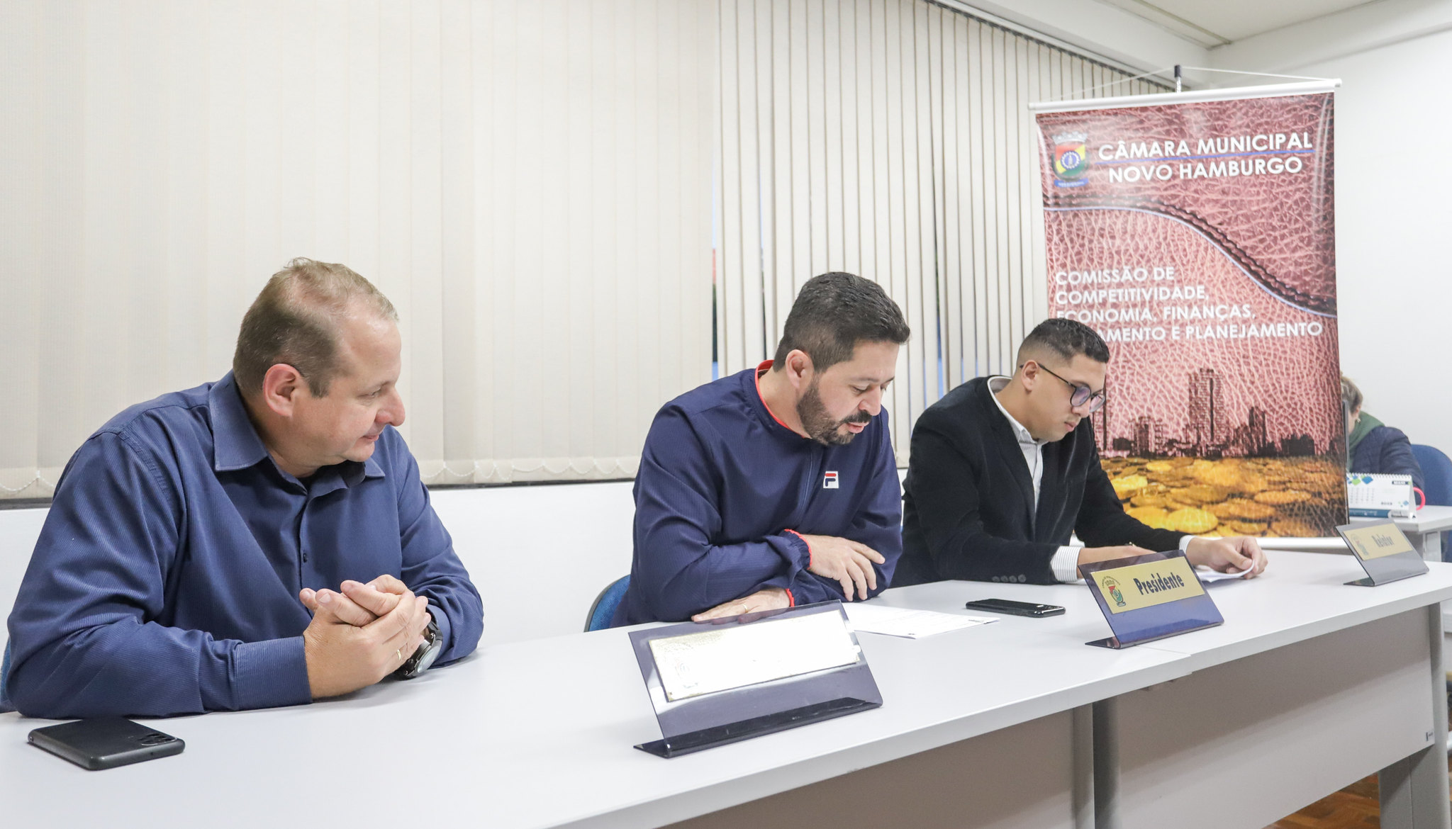 Comissões aprovam reajuste no auxílio-alimentação de servidores municipais