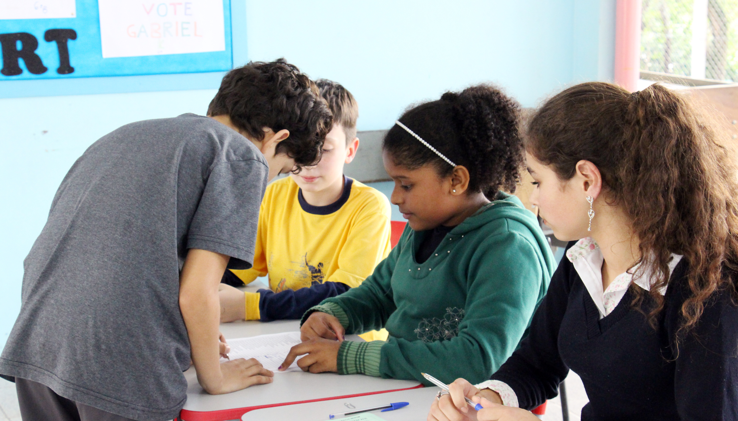 Eleição na EMEF João Goulart encerra escolha dos vereadores mirins