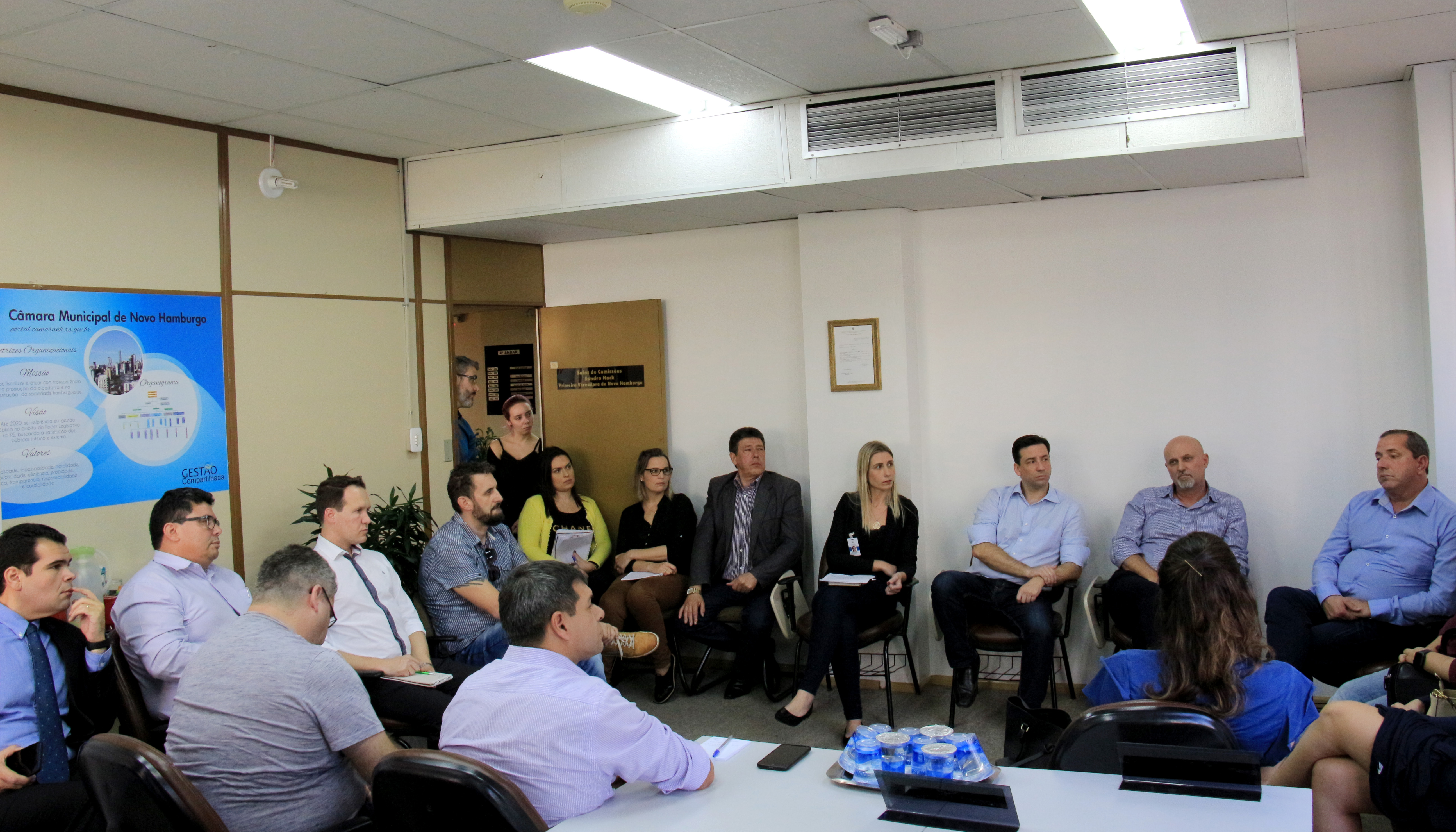 Em reunião com vereadores, FSNH apresenta resultado de sindicâncias instauradas para apurar três óbitos