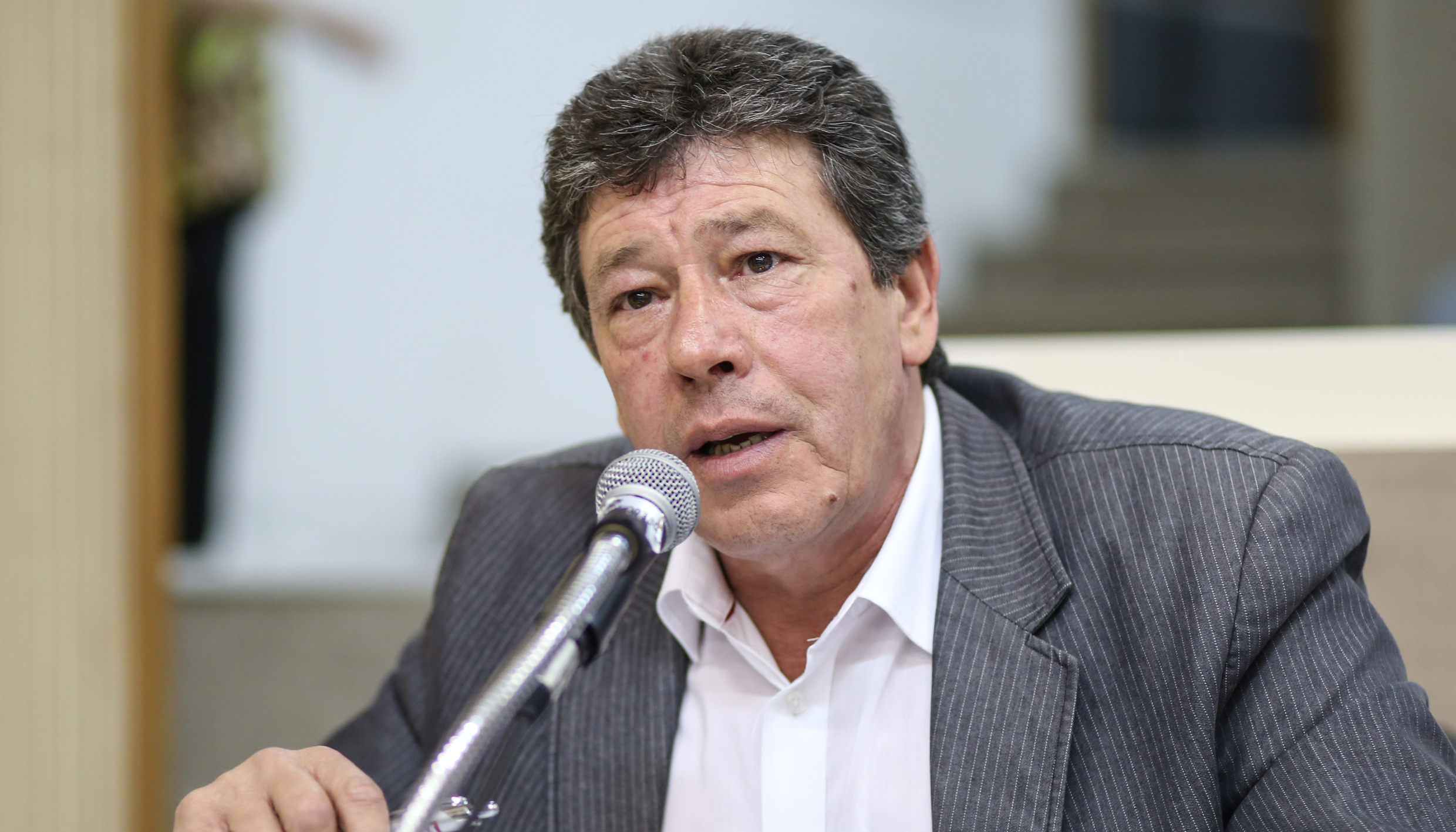 Em vista projeto que estabelece prazo de cinco anos para a proibição definitiva do trânsito de veículos de tração animal 