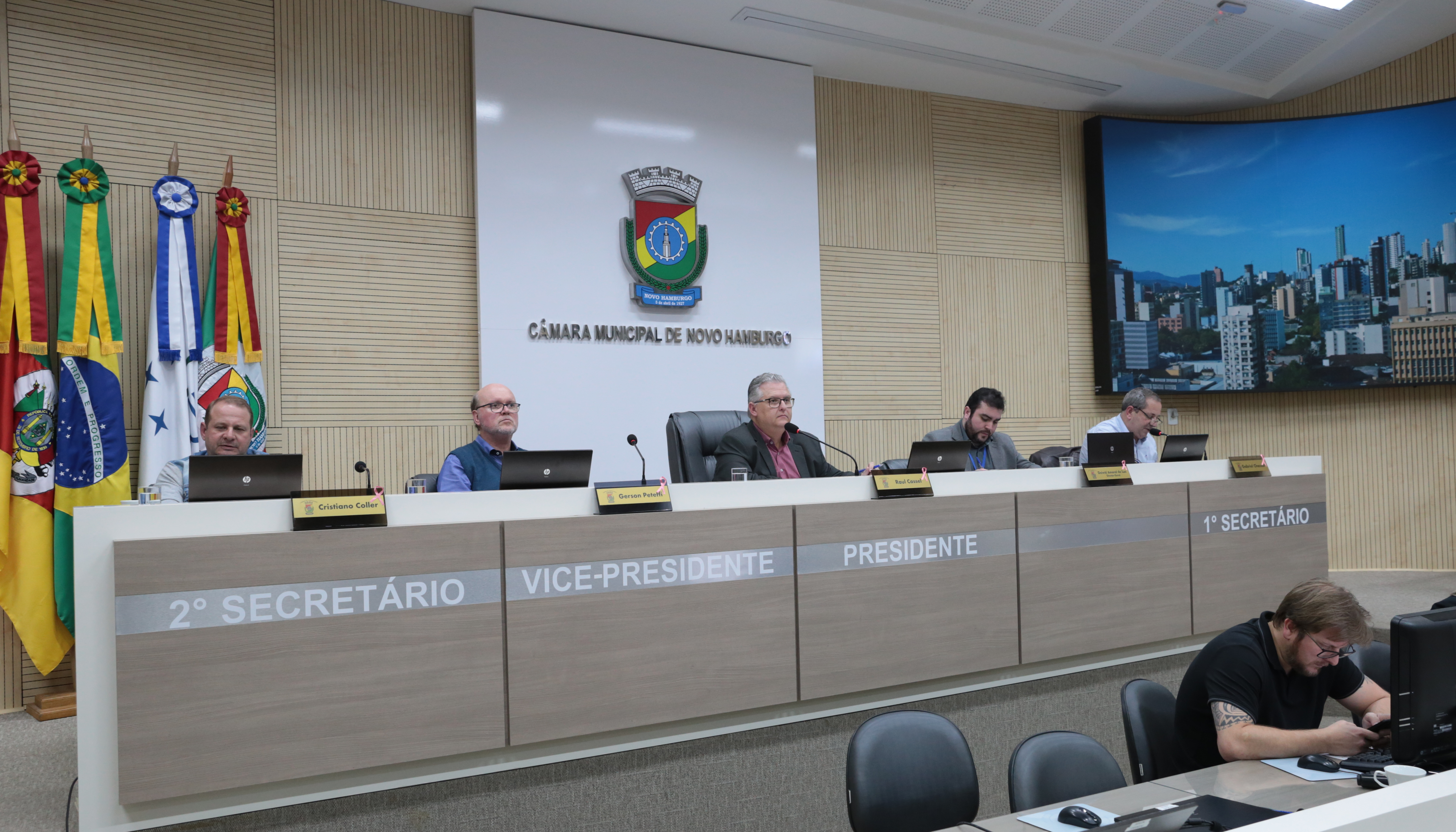 Estúdio da TV Câmara levará o nome do repórter Antônio Mendes