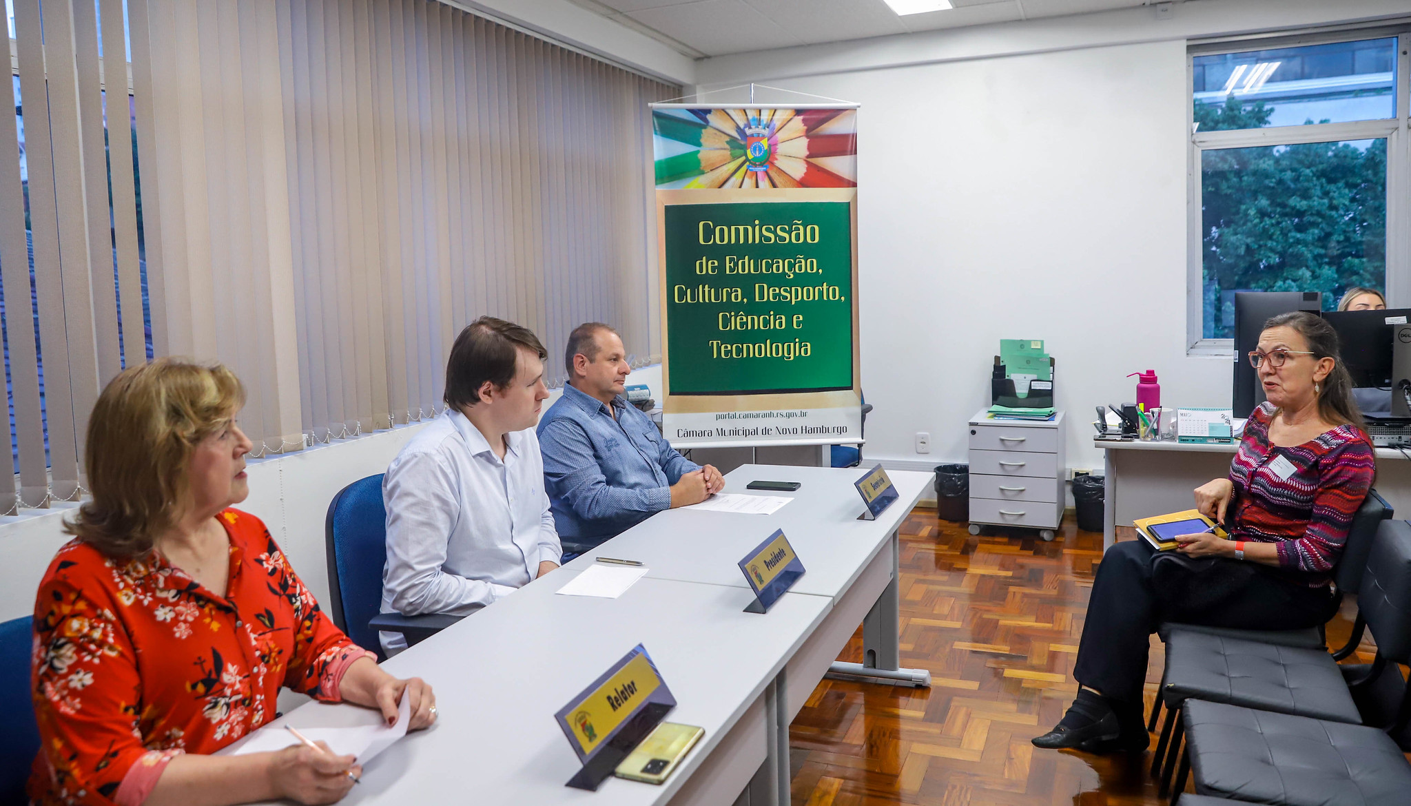 Fórum de Educação Infantil expressa preocupações com o atendimento escolar das crianças afetadas pelas enchentes