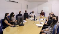 Gerência de Comunicação Social apresenta resultados em reunião com a Mesa Diretora
