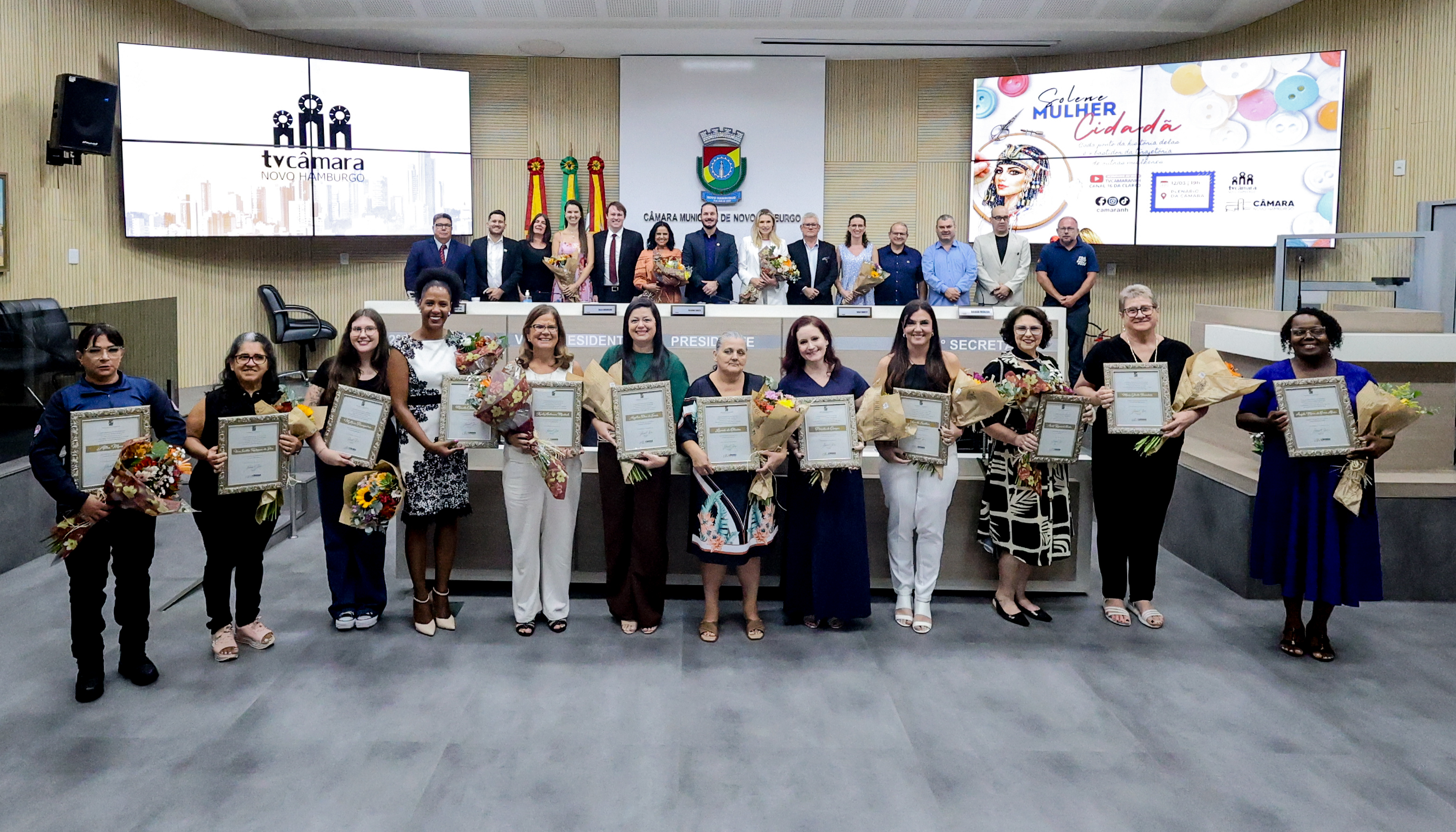 Histórias que inspiram: Câmara de Novo Hamburgo entrega Título Mulher Cidadã a 12 homenageadas