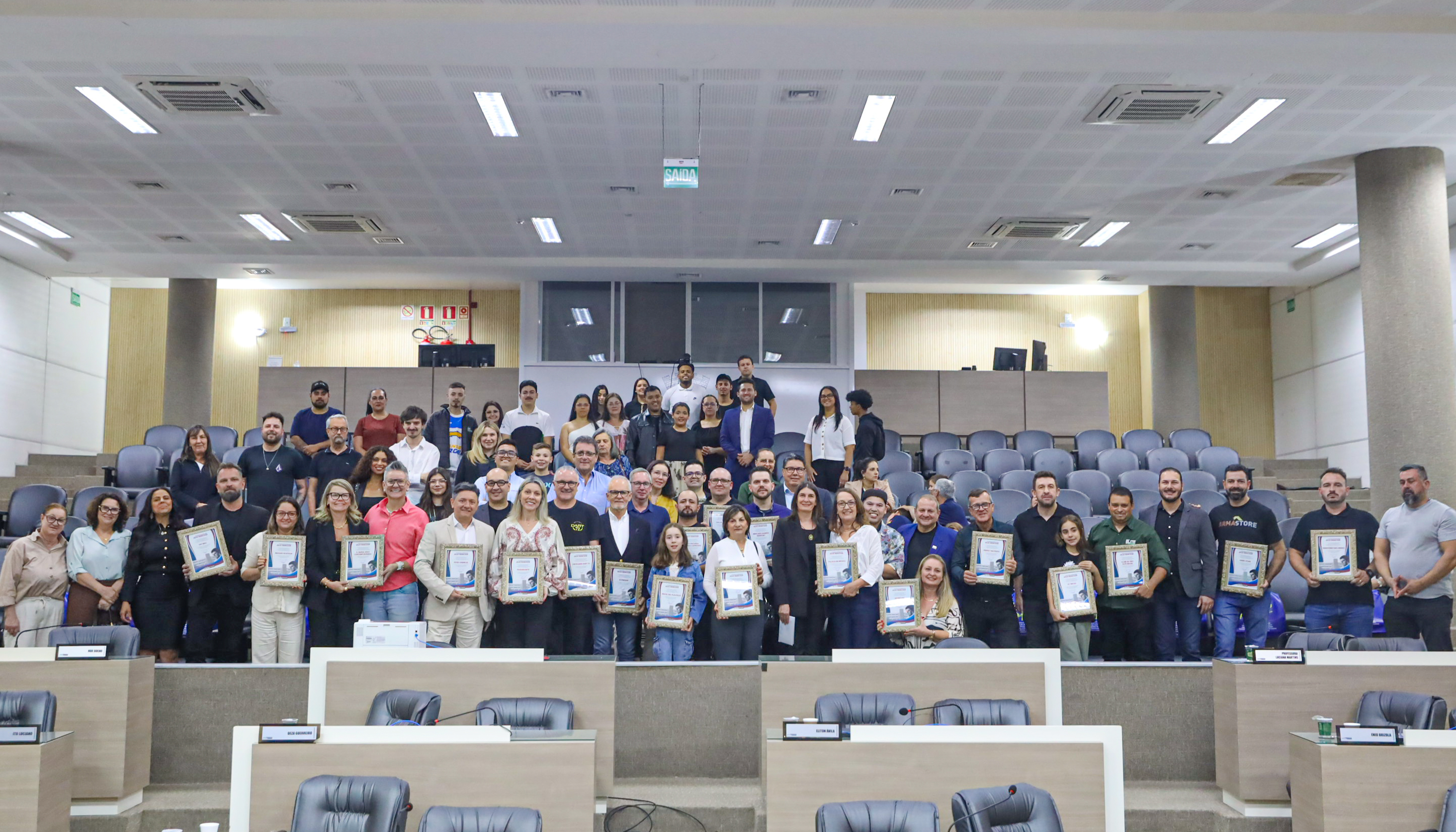 Honraria Júlio Redecker premia empresas de diferentes segmentos