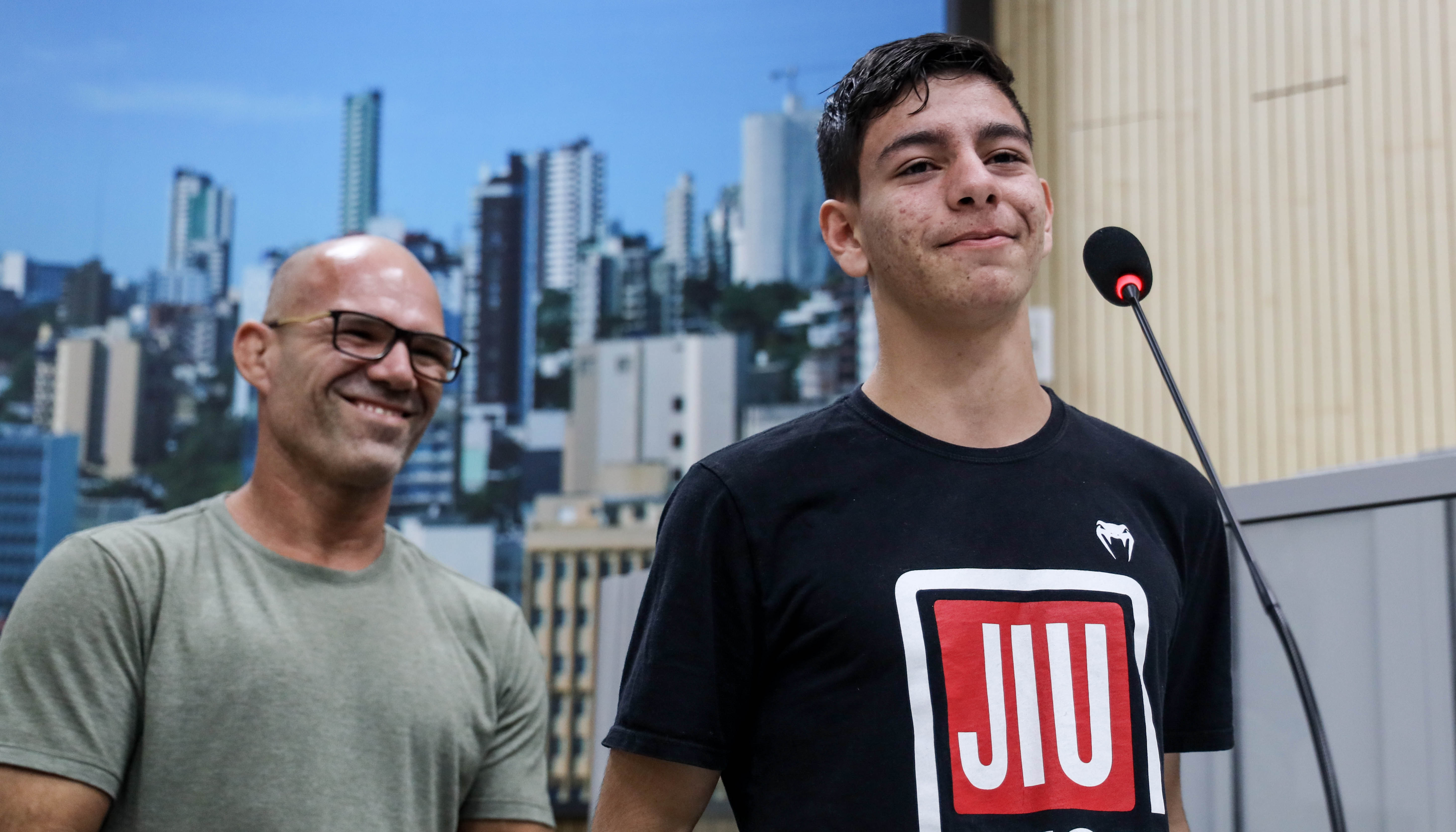 Jovem atleta hamburguense supera adversidades enfrentadas na vida com o jiu-jitsu 