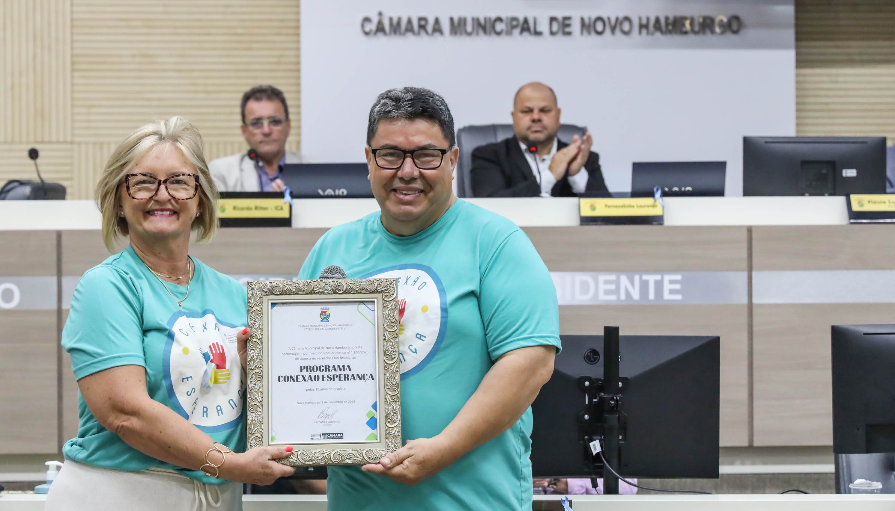 Legislativo homenageia os 10 anos do Programa Conexão Esperança