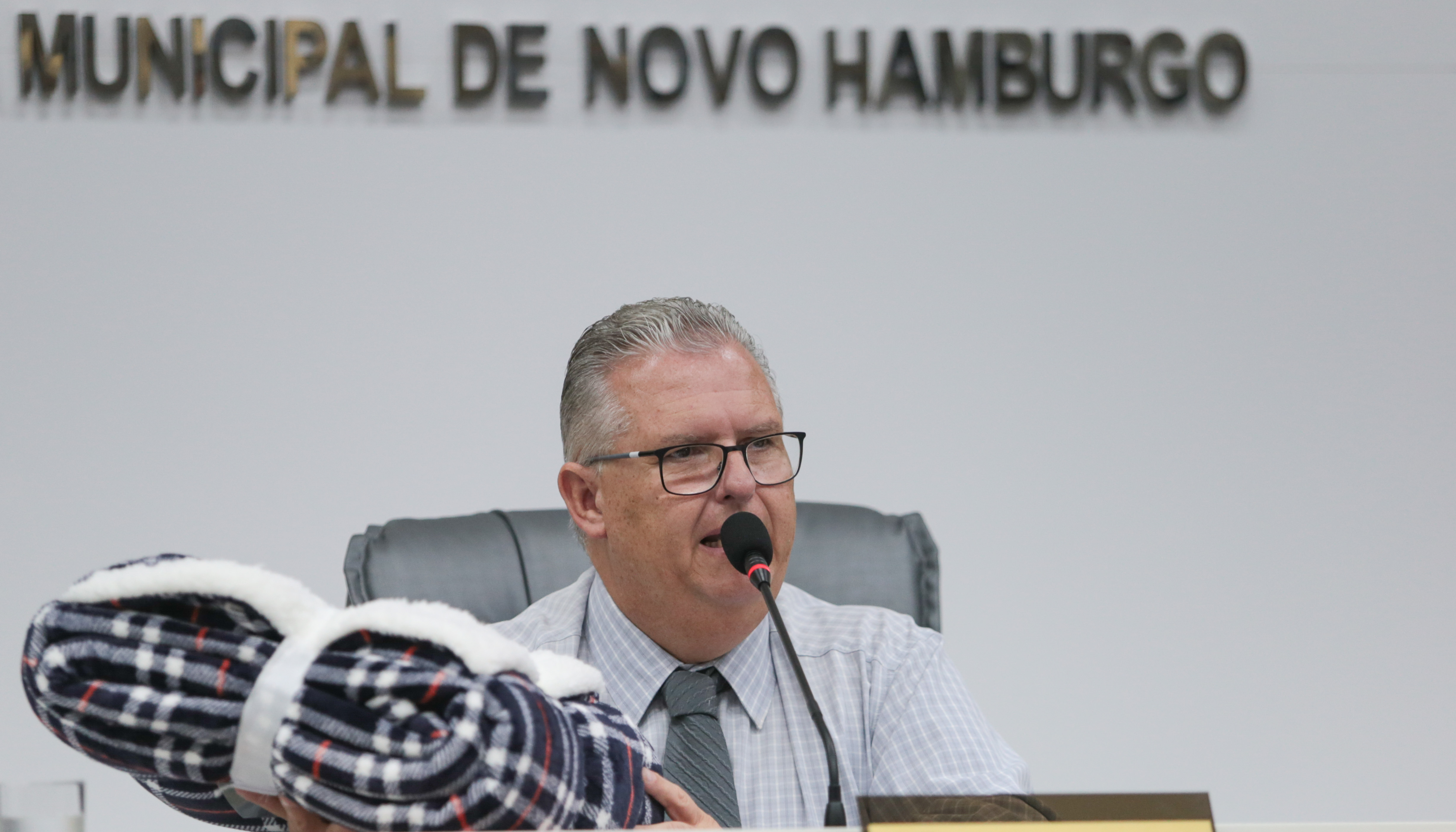 Legislativo se engaja na Campanha do Agasalho